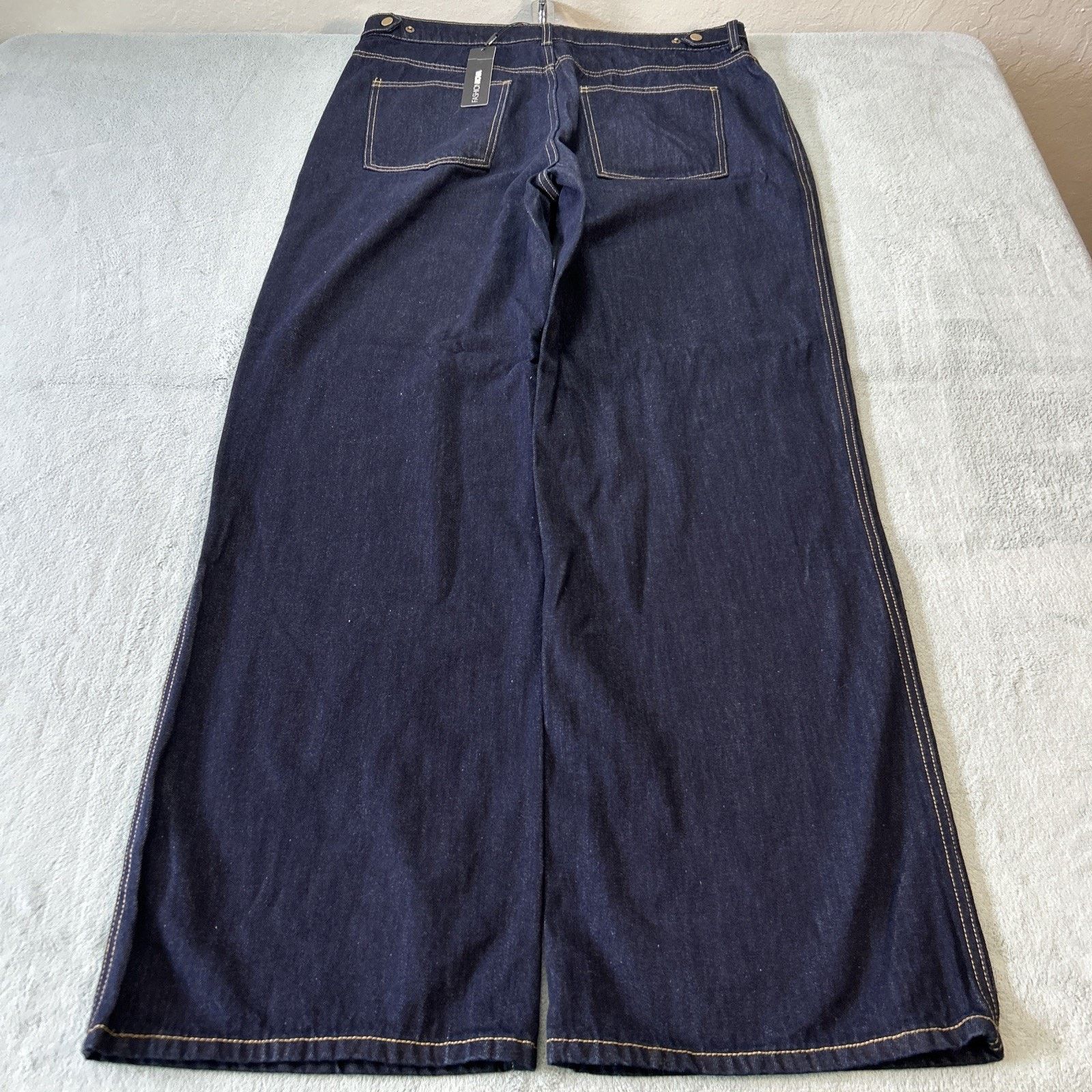 Fashion Nova Deadstock Beyond Baggy Jeans Womens 15 36x32 Hamilton Loose Size 36" / US 14 / IT 50 - 1 Thumbnail
