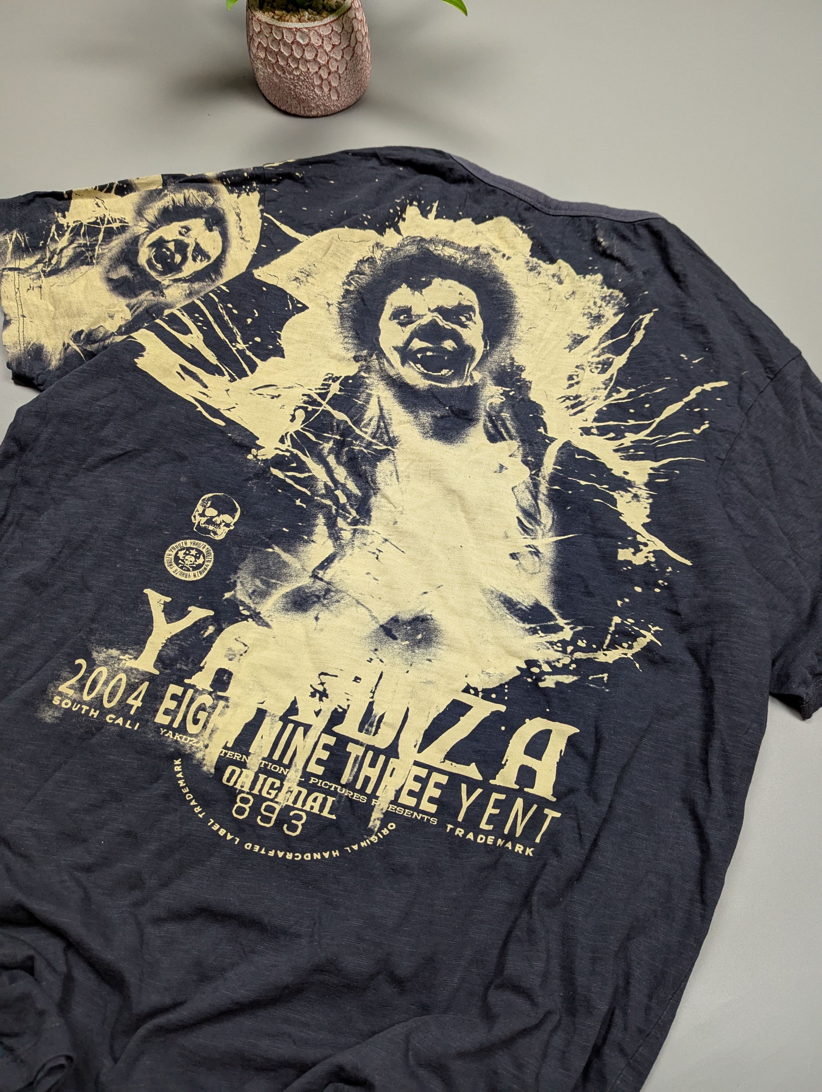 Japanese Brand × Vintage Yakuza Skull Graphic T-Shirt Size L Grunge Rare Streetwear Size US L / EU 52-54 / 3 - 4 Thumbnail