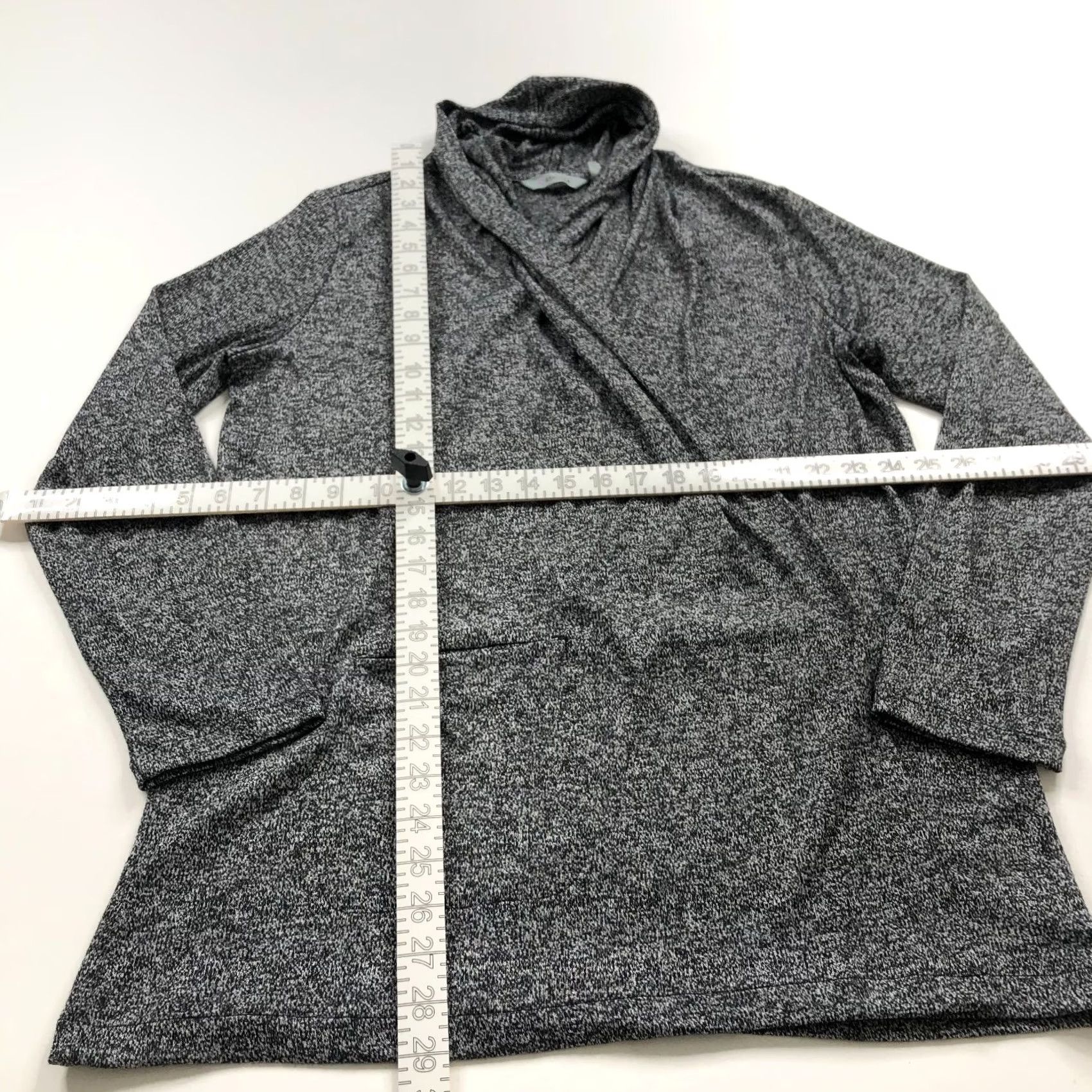 Athleta Athleta Pose Wrap Cardigan Large Marled V-Neck Sweater Gray 721645 Size L / US 10 / IT 46 - 4 Thumbnail