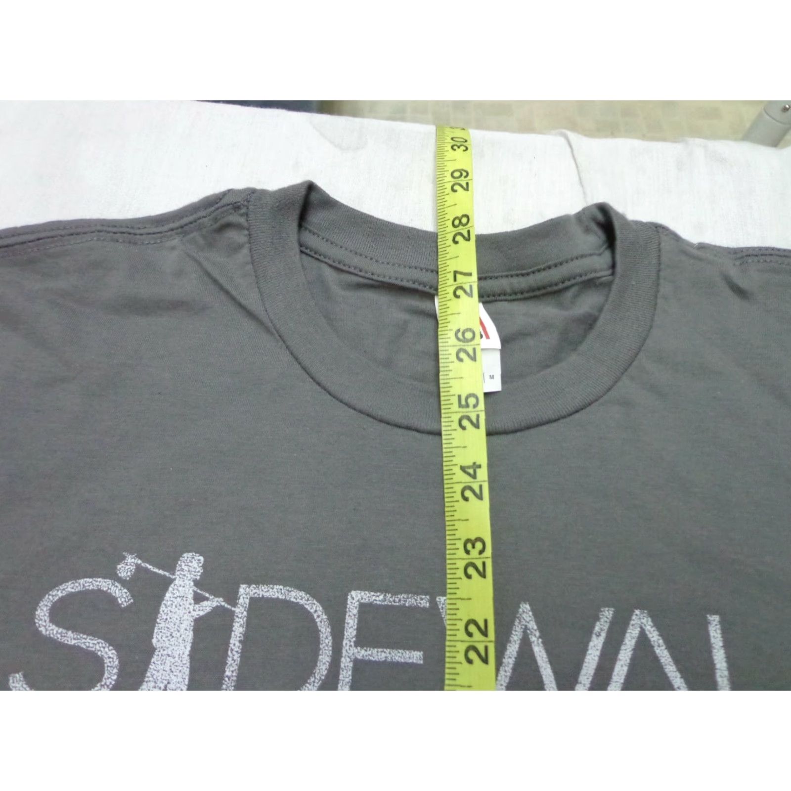 Anvil VINTAGE The Sidewalk Prophets 2017 Prodigal Tour Gray Concert T Shirt MEDIUM DEFECT Men Shirt M Gray Band 90s? Size US M / EU 48-50 / 2 - 7 Thumbnail