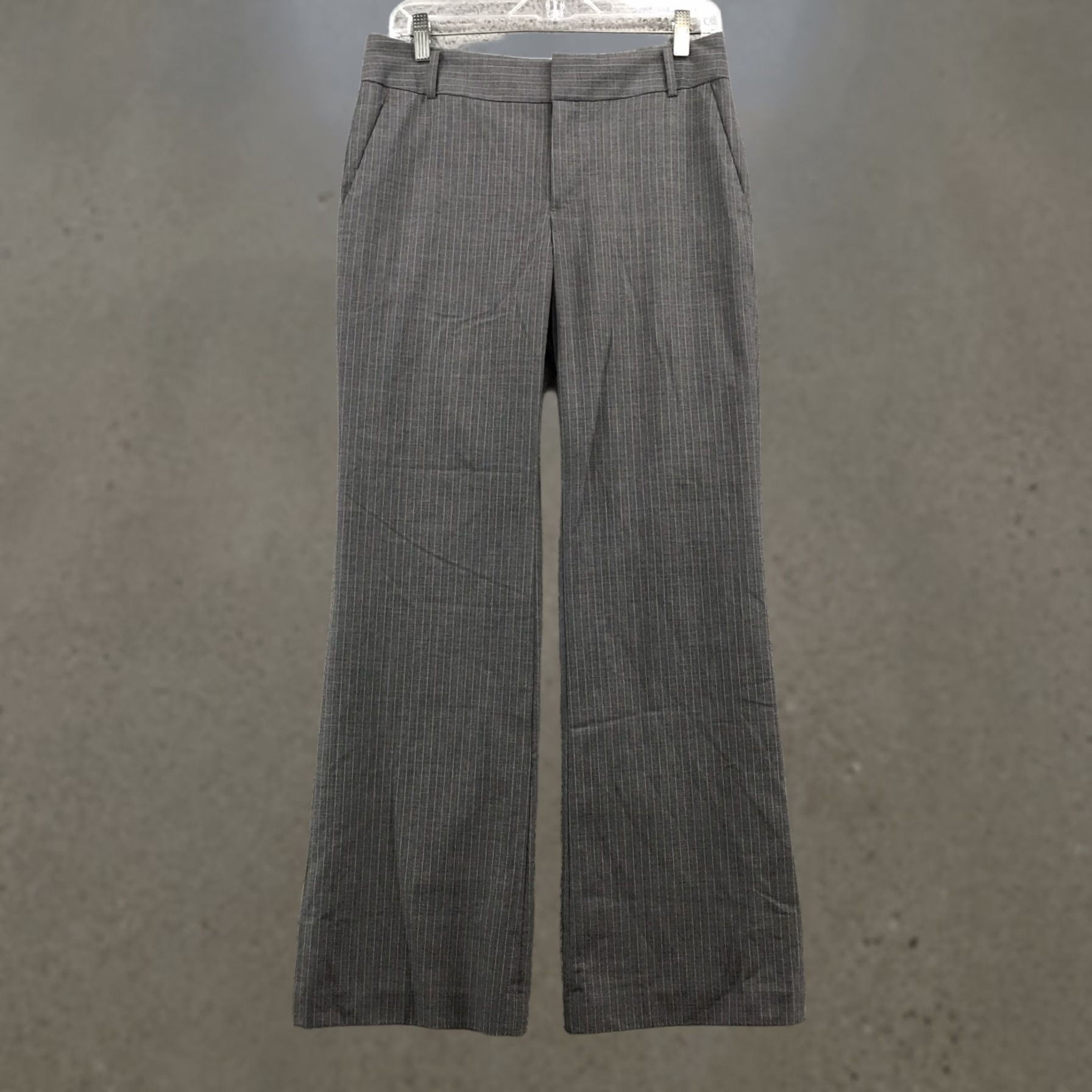 Banana Republic Banana Republic Martin Trouser Dress Pants Womens 6 Gray Striped Wool Blend Dress Pants Regular Rise Flat Front Pockets Casual Mens Womens Girls Boys Size 28" / US 6 / IT 42 - 1 Thumbnail