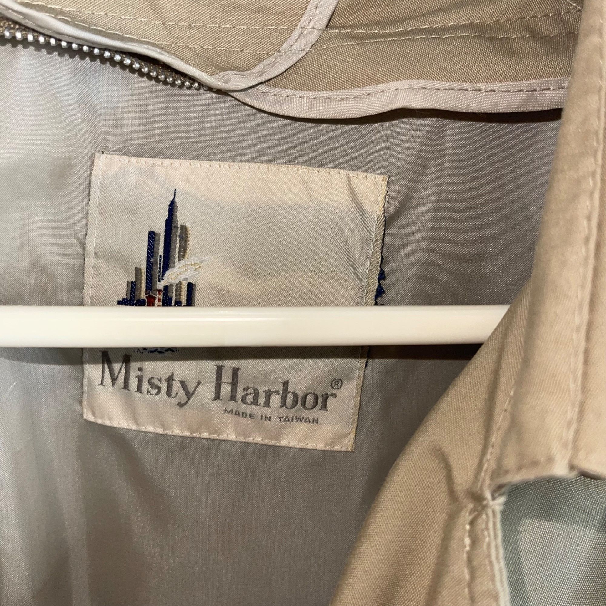 Misty Harbor Misty Harbor Vintage Mens Coat Size 44 Tan Long Size US S / EU 44-46 / 1 - 3 Thumbnail