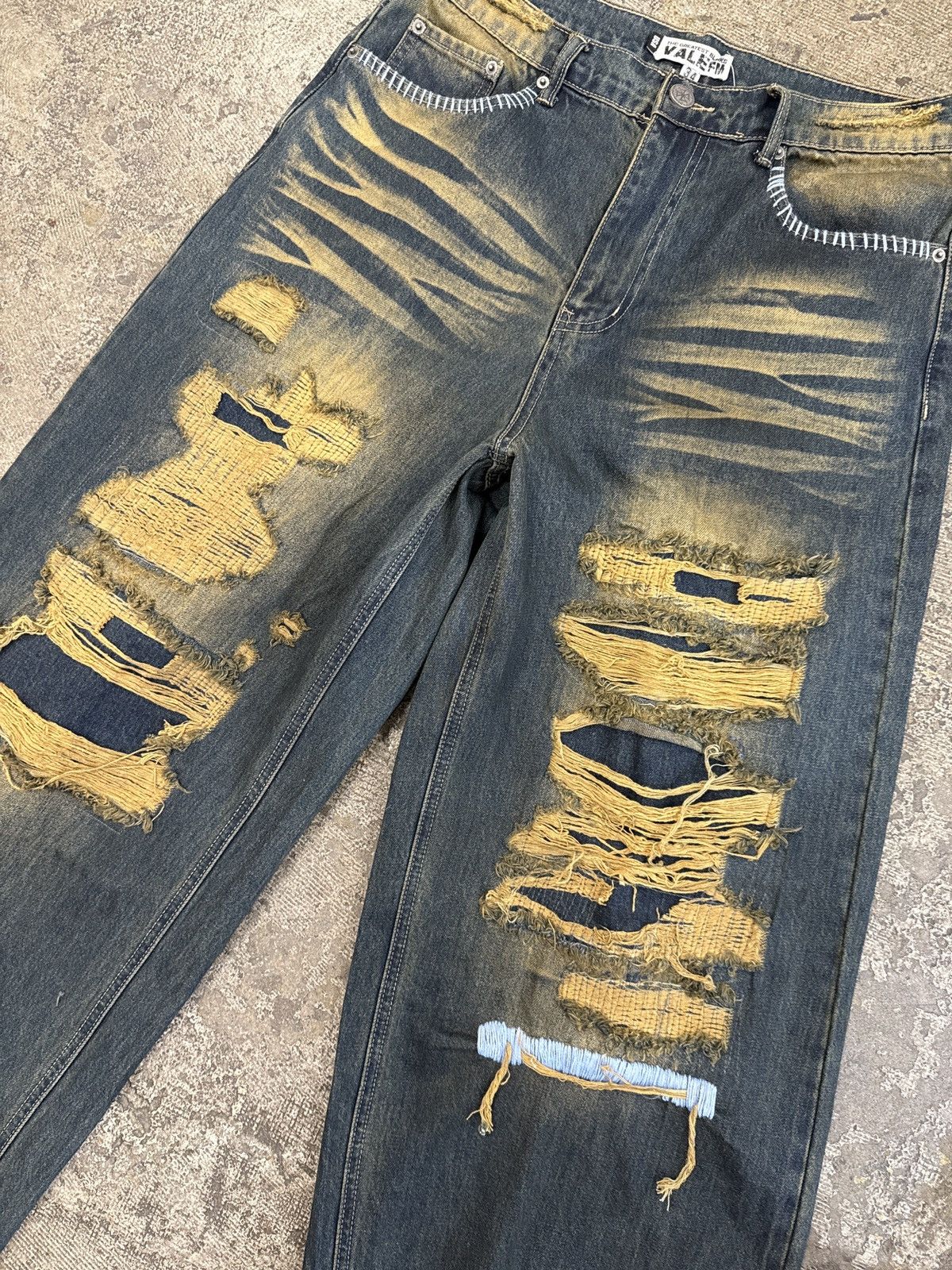 Vale Vale (Valley) Forever Thrashed Denim Size US 34 / EU 50 - 2 Thumbnail