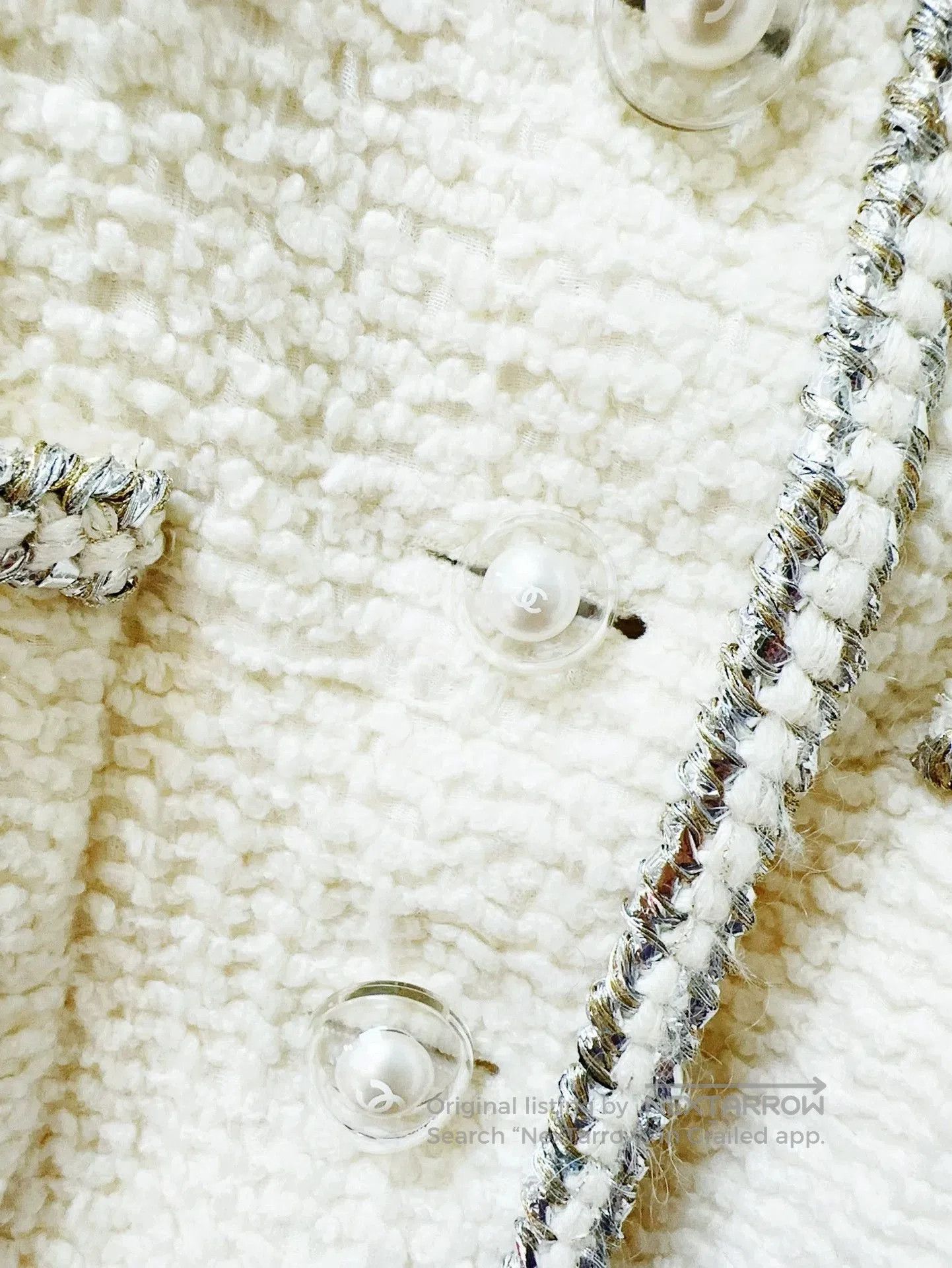 Chanel Chanel Beige Tweed Pearl Button Jacket. Size US S / EU 44-46 / 1 - 4 Thumbnail