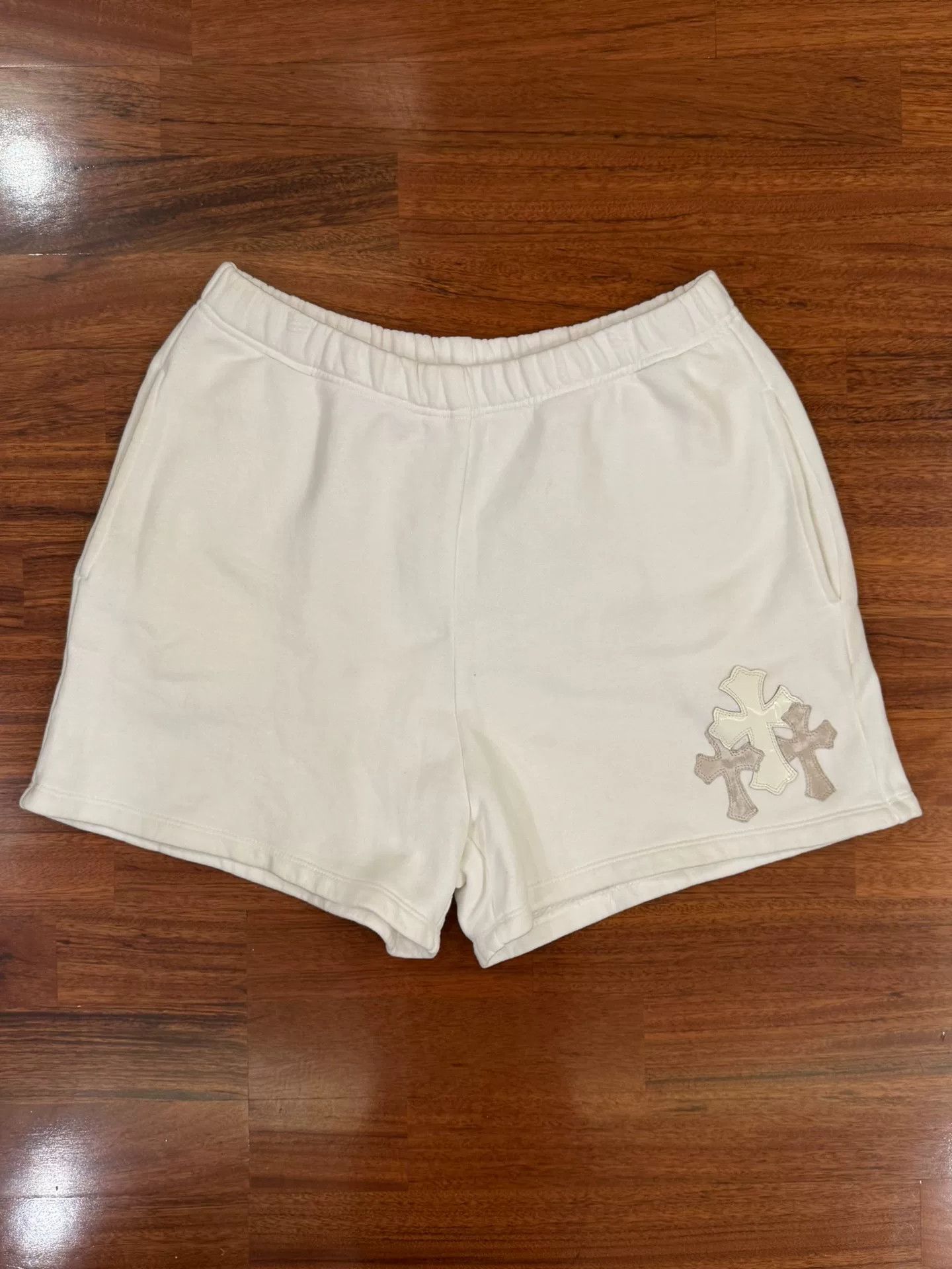Chrome Hearts chrome hearts white leather patch shorts Size US 34 / EU 50 - 1 Thumbnail