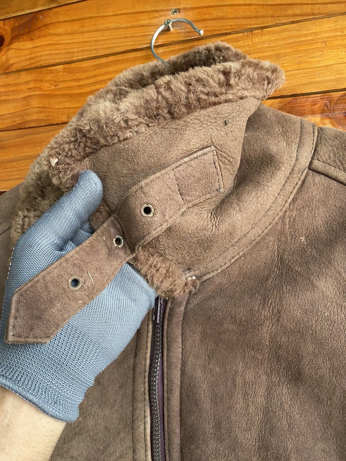 Vintage Vintage NEWS 1985 Shearling Aviator Jacket Brown Faux Suede Size US M / EU 48-50 / 2 - 10 Thumbnail