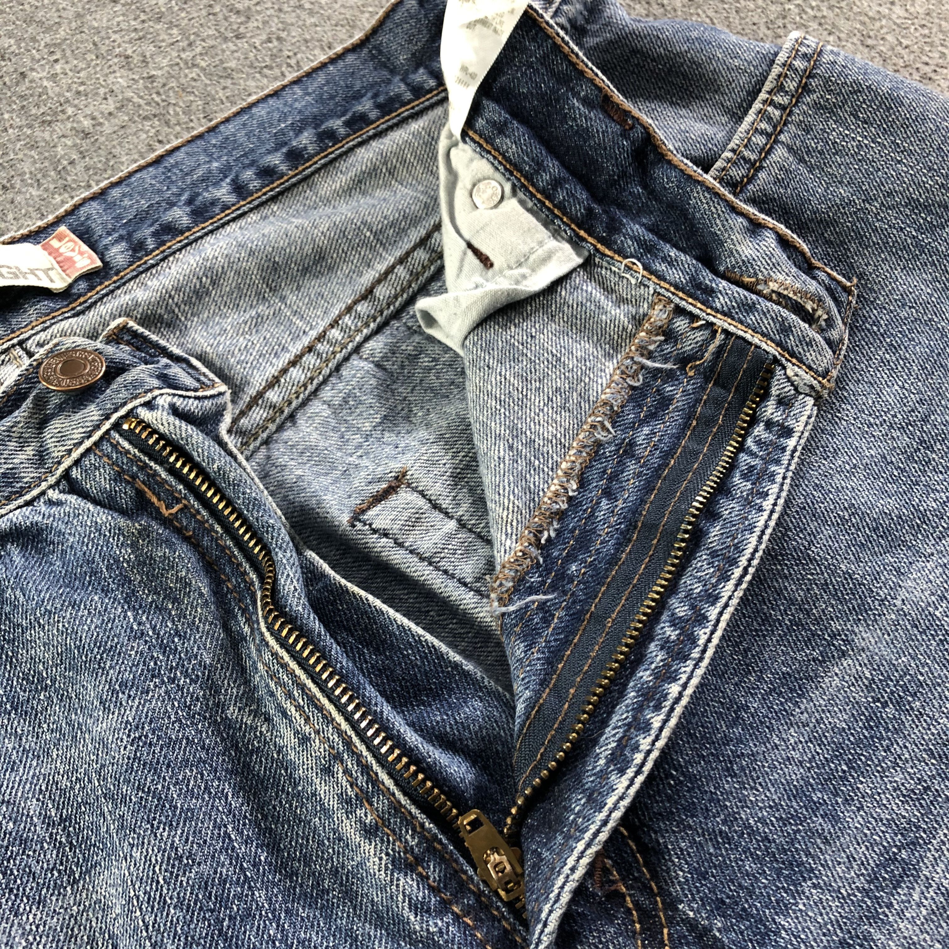 Levi's Vintage Blue Wash Levis 569 Jeans-J3491 Size US 34 / EU 50 - 8 Thumbnail