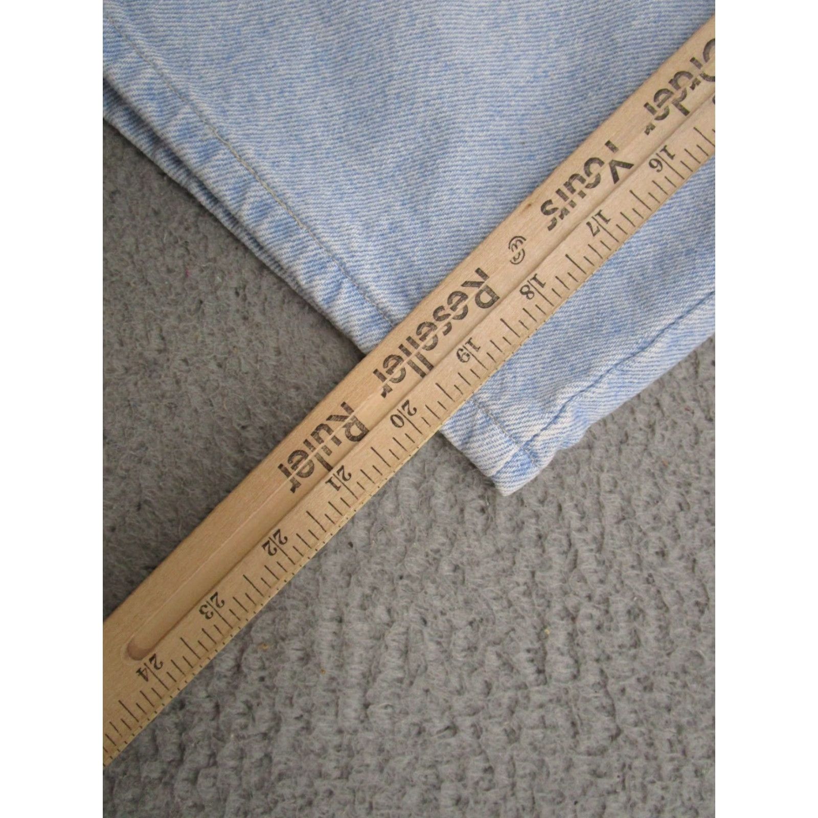 Lee VINTAGE Lee Denim Jean Mom Shorts Women’s 16 Med Light Wash High Waisted 90s Fashion Womens Size 38" / US 16 / IT 52 - 6 Thumbnail