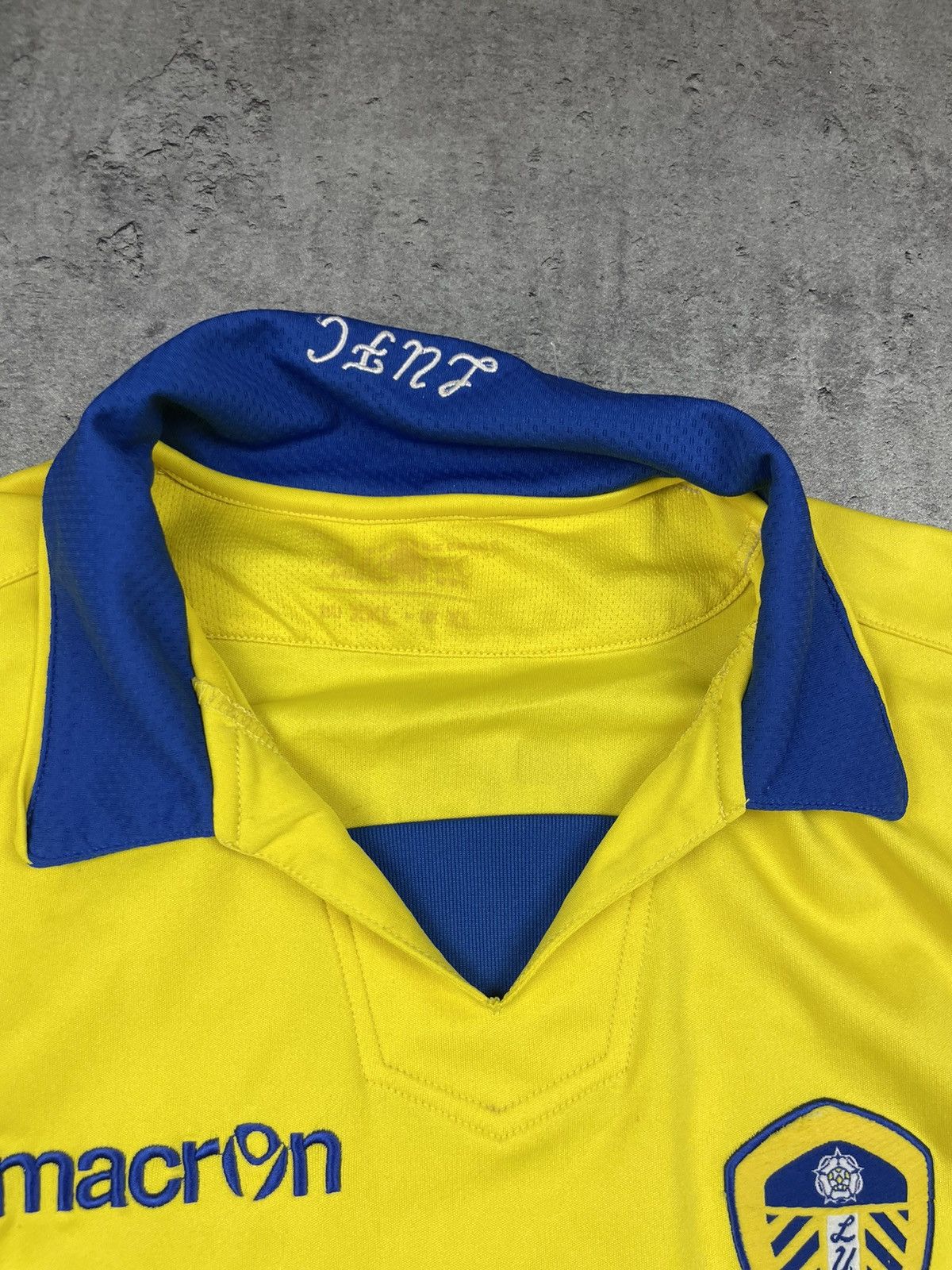 Macron × Vintage Macron Leeds 17 Michalik vintage 2009 jersey football og Size US XL / EU 56 / 4 - 6 Thumbnail