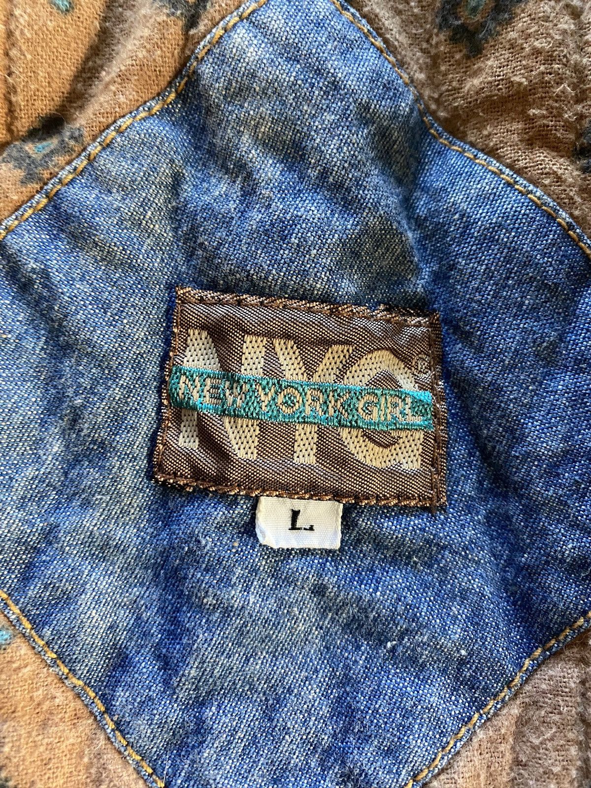 Vintage Vintage NWT 80’s Women’s Sherpa Collar Carpet Line Jean Coat Size L / US 10 / IT 46 - 7 Thumbnail