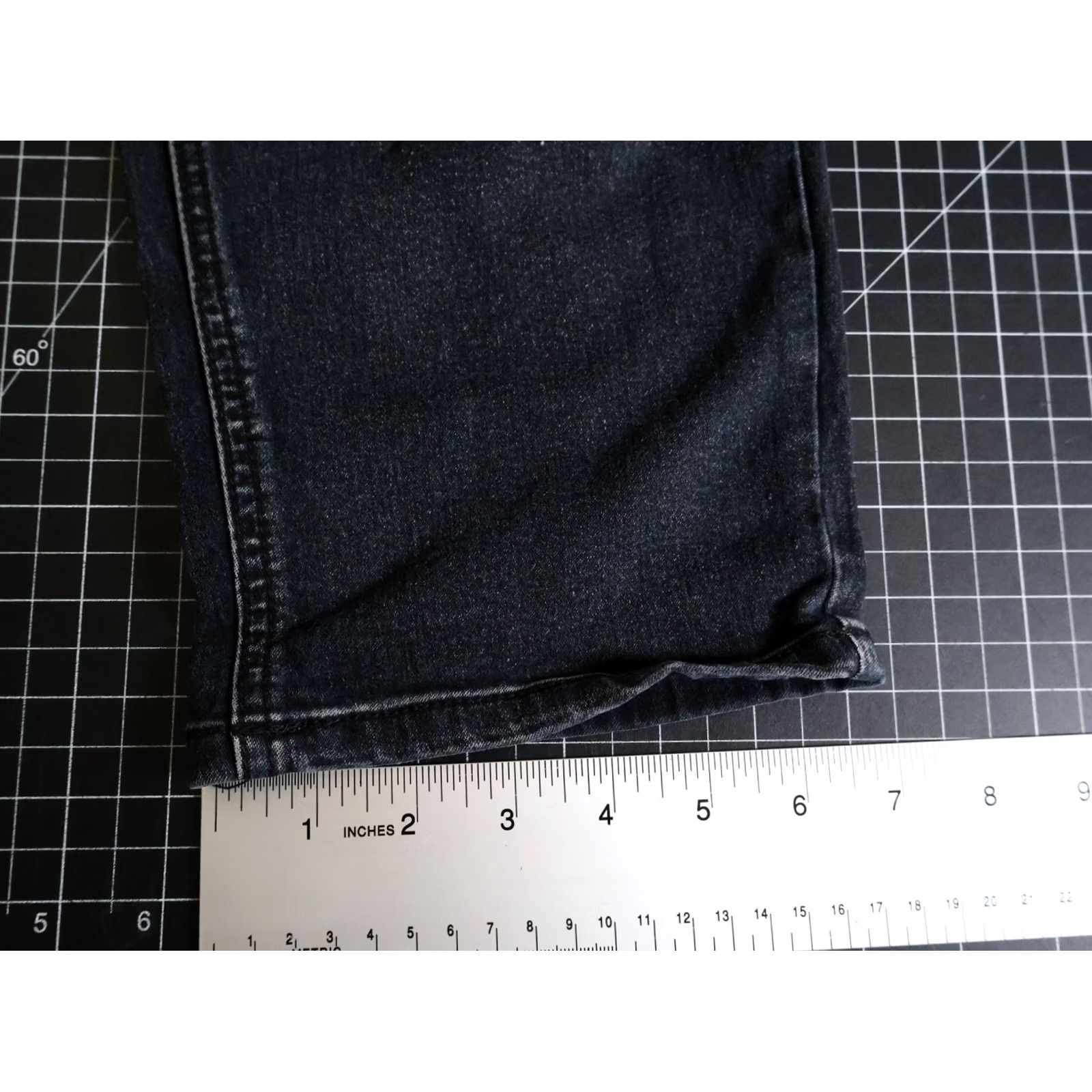 Akademiks VINTAGE Akademiks Jeans Men's 36 x 32 Black Denim Tapered Biker Low Rise Y2K VTG - 90s Grunge USA Mens Jeans Size US 36 / EU 52 - 7 Thumbnail