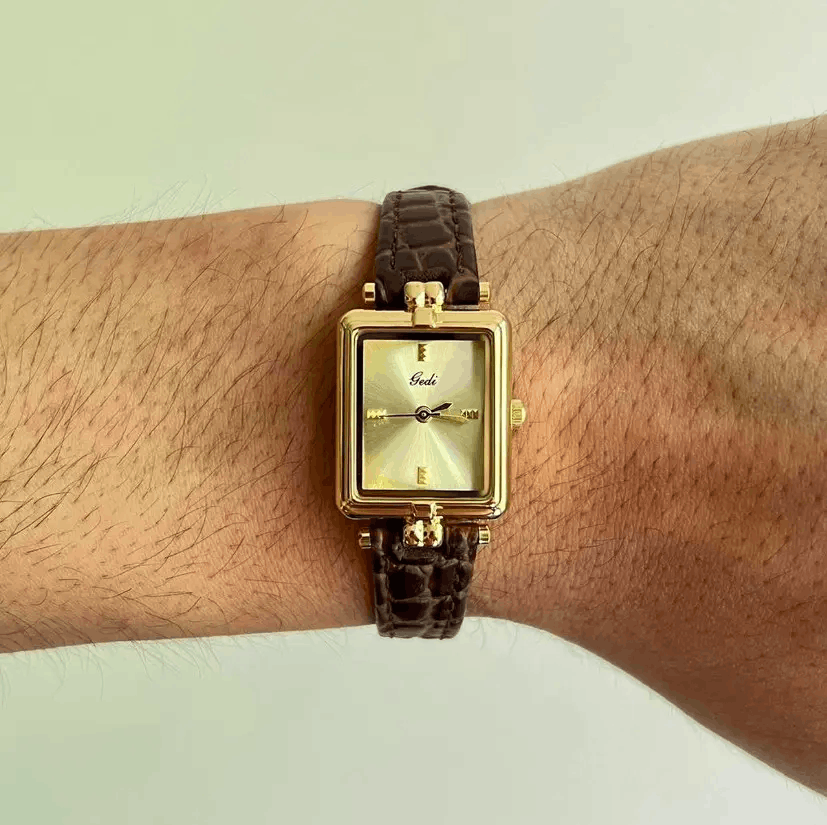 Jewelry 2000s vintage style square brown leather luxury watch Size ONE SIZE - 1 Thumbnail