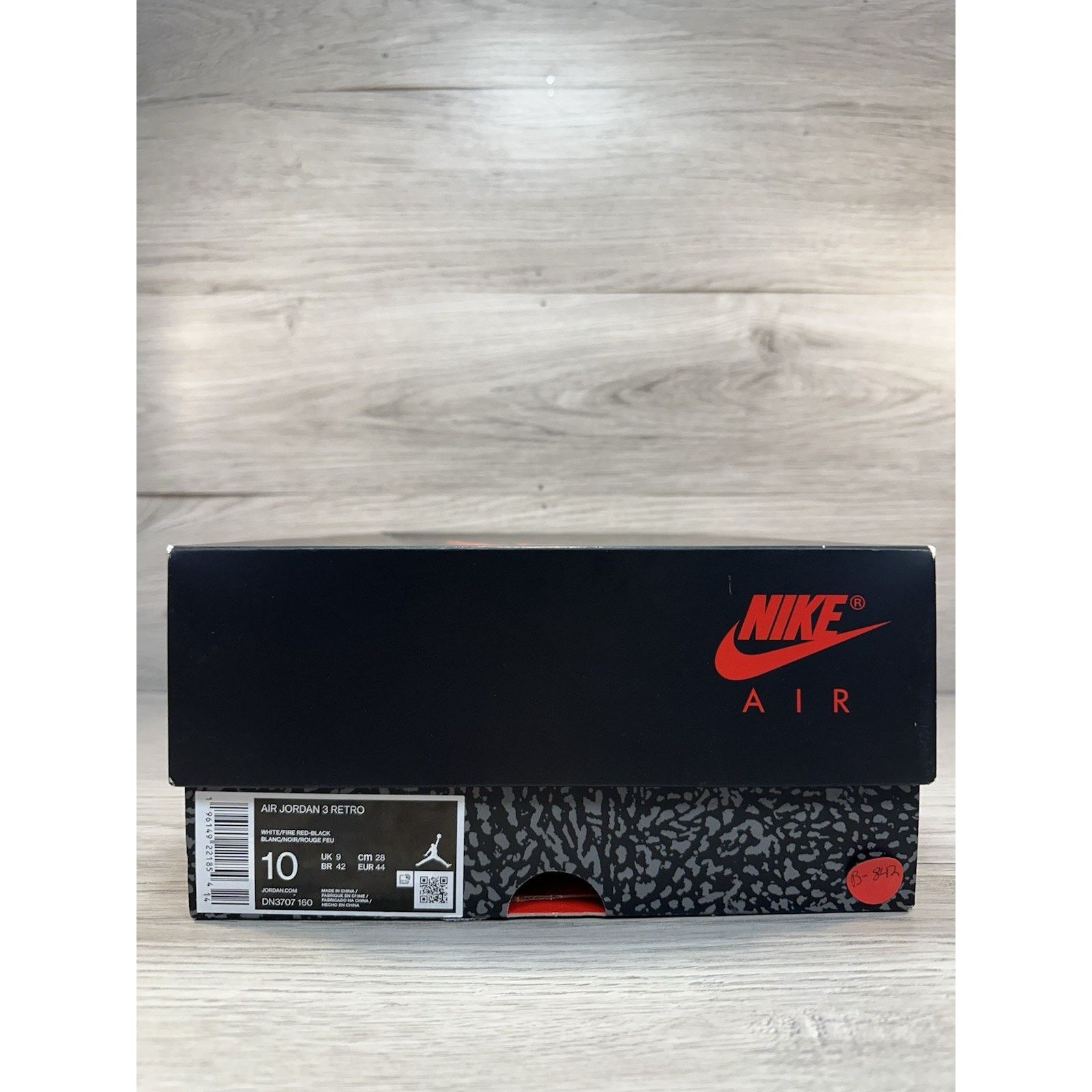 Jordan Brand Jordan 3 Retro Fire Red - Size 10 Size US 10 / EU 43 - 8 Thumbnail