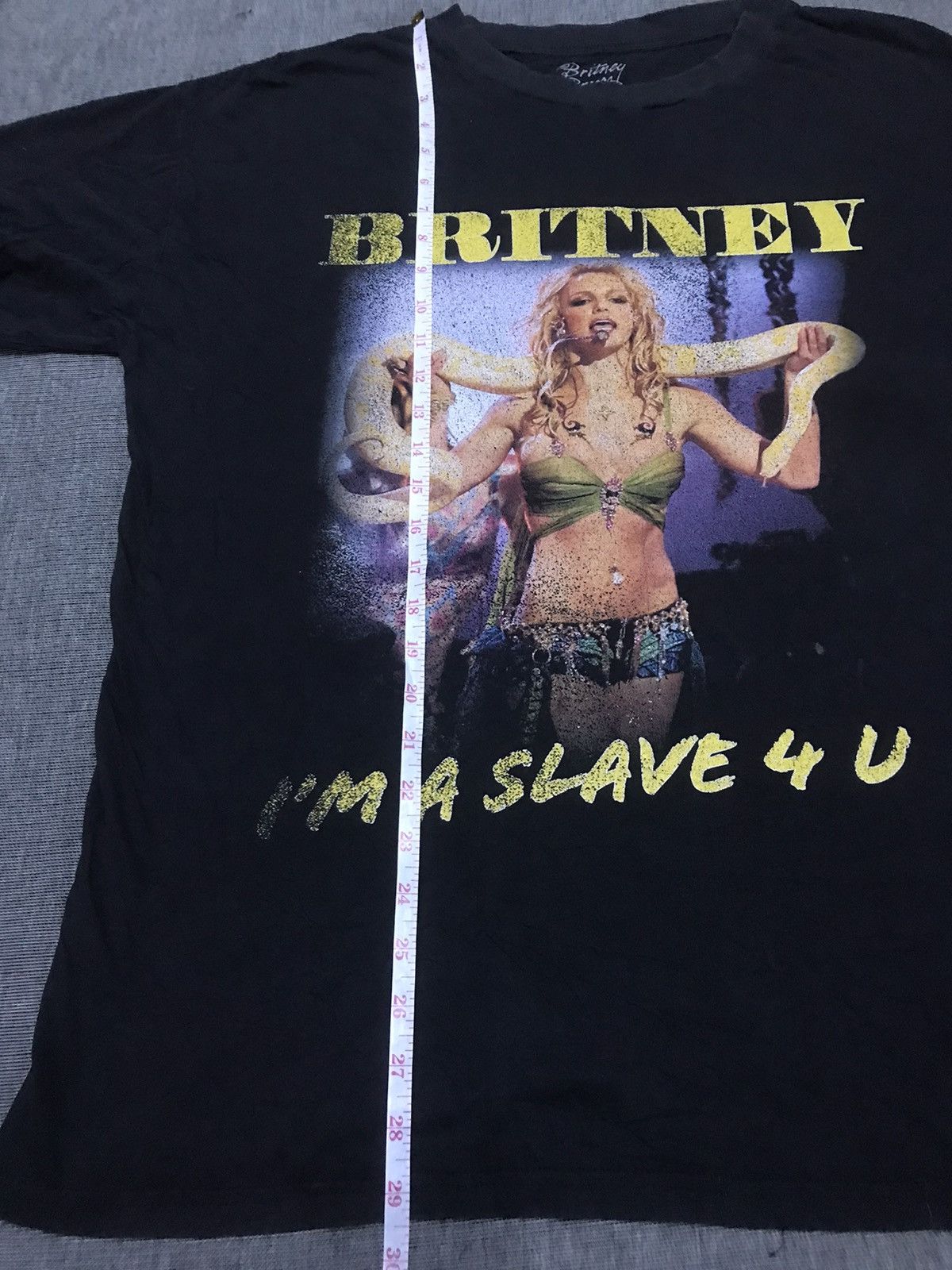 Band Tees Britney Spears i’m a Slave 4 u Size US M / EU 48-50 / 2 - 7 Thumbnail