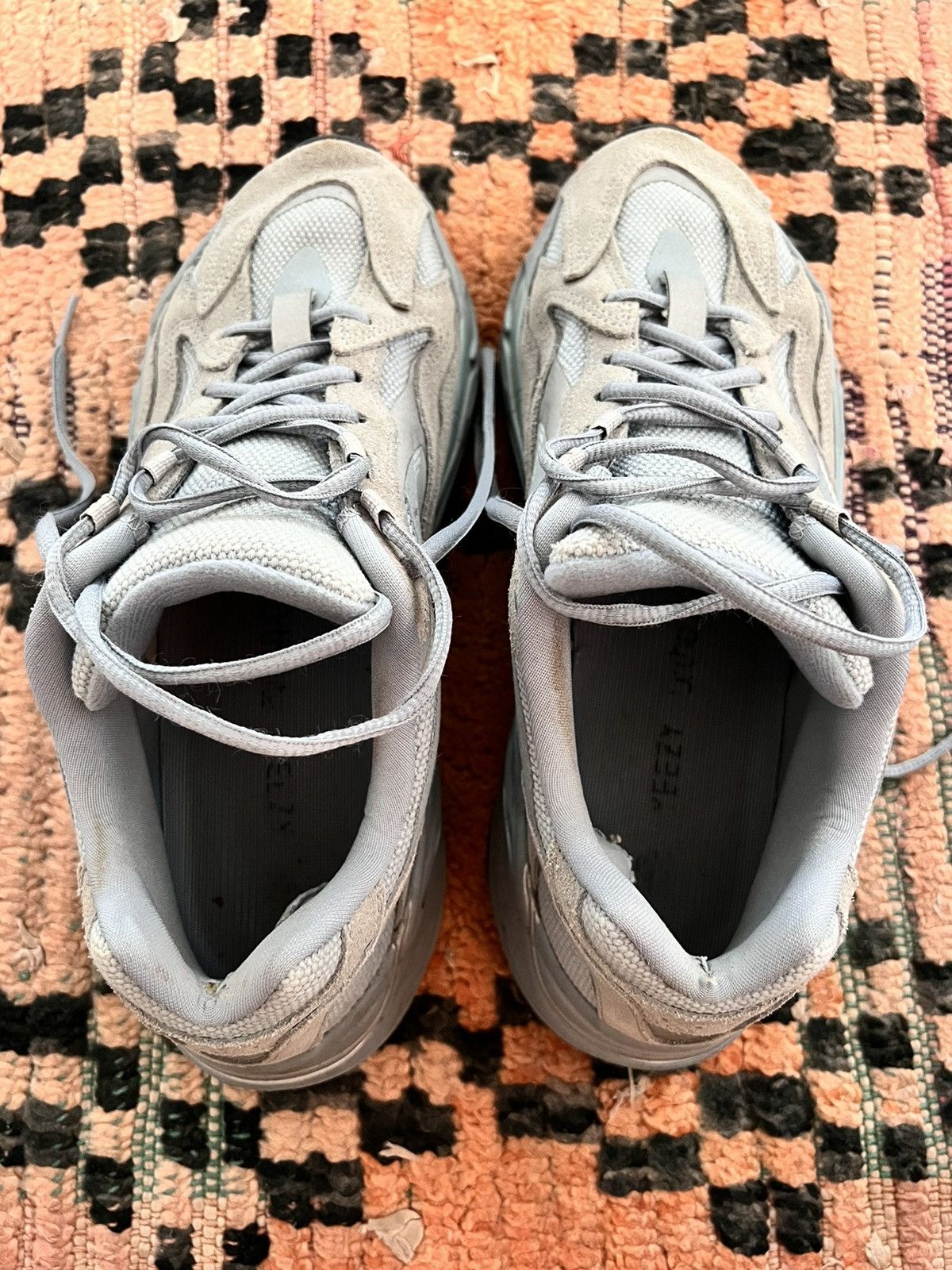 Adidas × Yeezy Yeezy Boost 700 V2 'Hospital Blue' Size US 10 / EU 43 - 8 Thumbnail