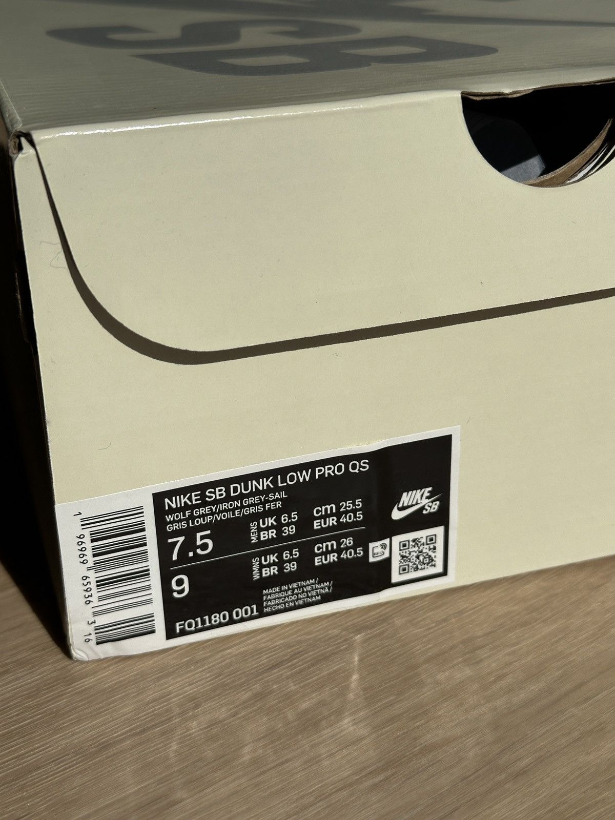 Nike Nike SB Dunk Low x Yuto Horigome Wolf Grey Size US 7.5 / EU 40-41 - 8 Thumbnail