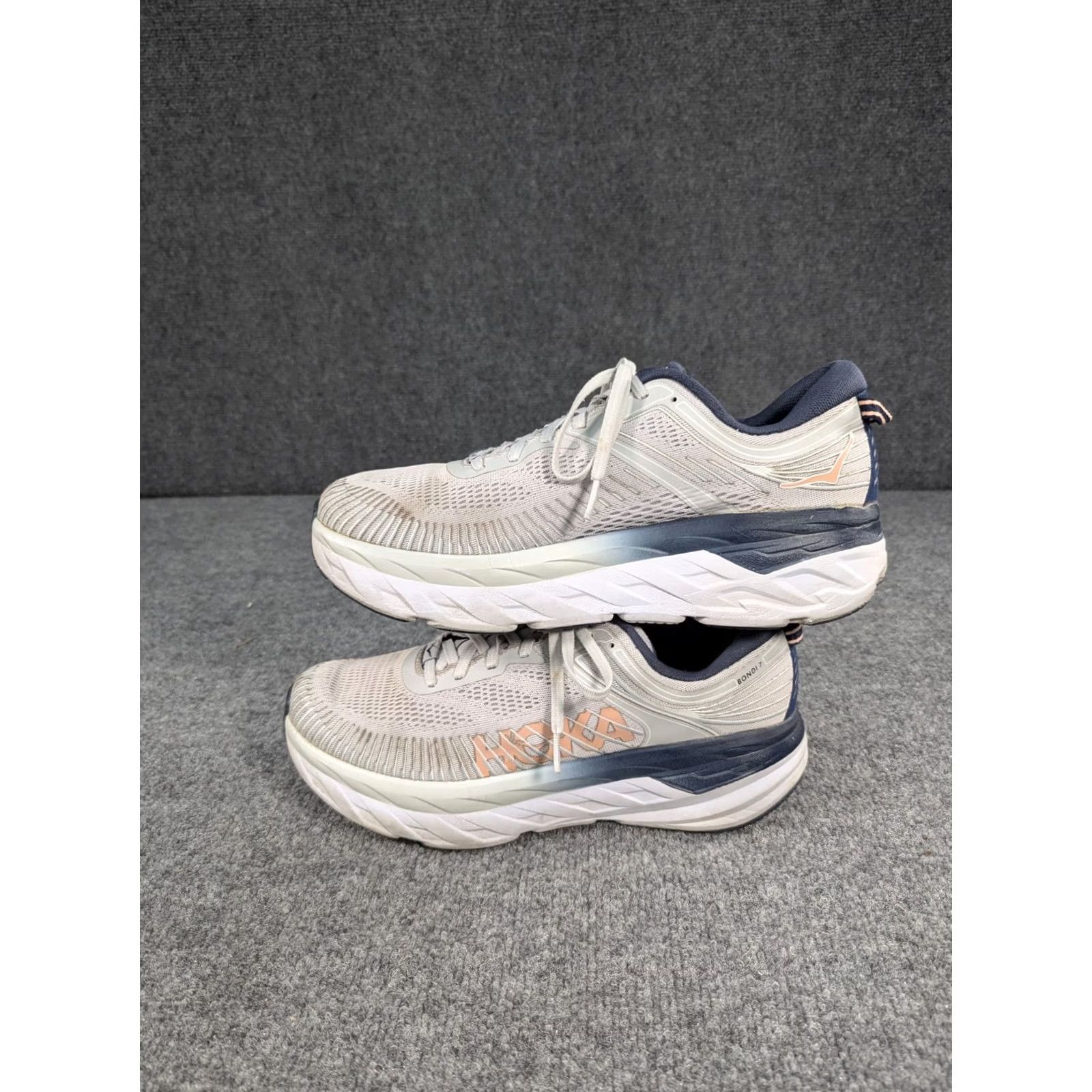 Vintage Hoka One One Bondi 7 Womens Shoes Size US 10.5 Athletic Low Top Sneakers Size L / US 10 / IT 46 - 2 Thumbnail