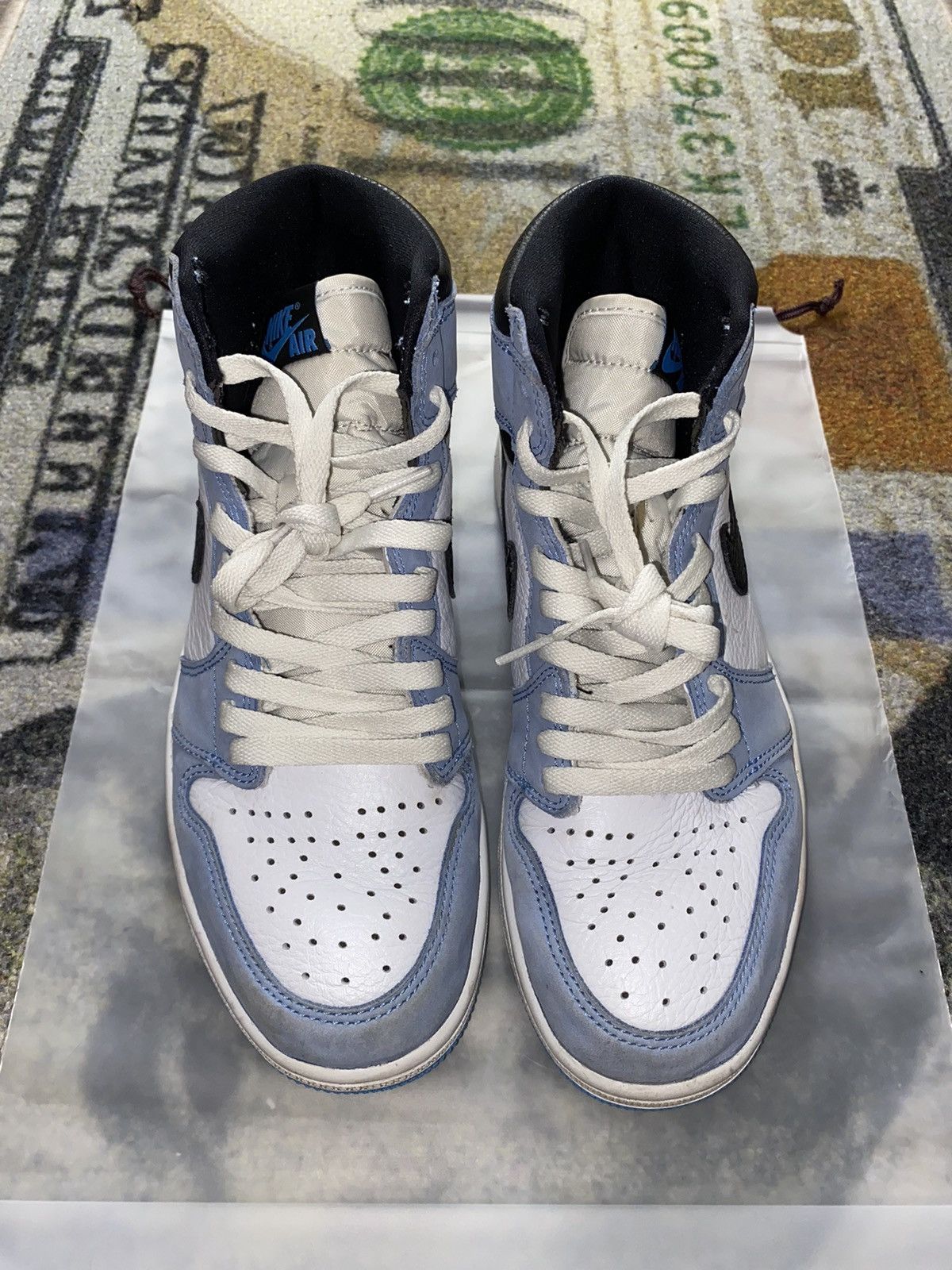 Jordan Brand × Nike Jordan 1 Retro High OG University Blue Size US 8 / EU 41 - 3 Thumbnail