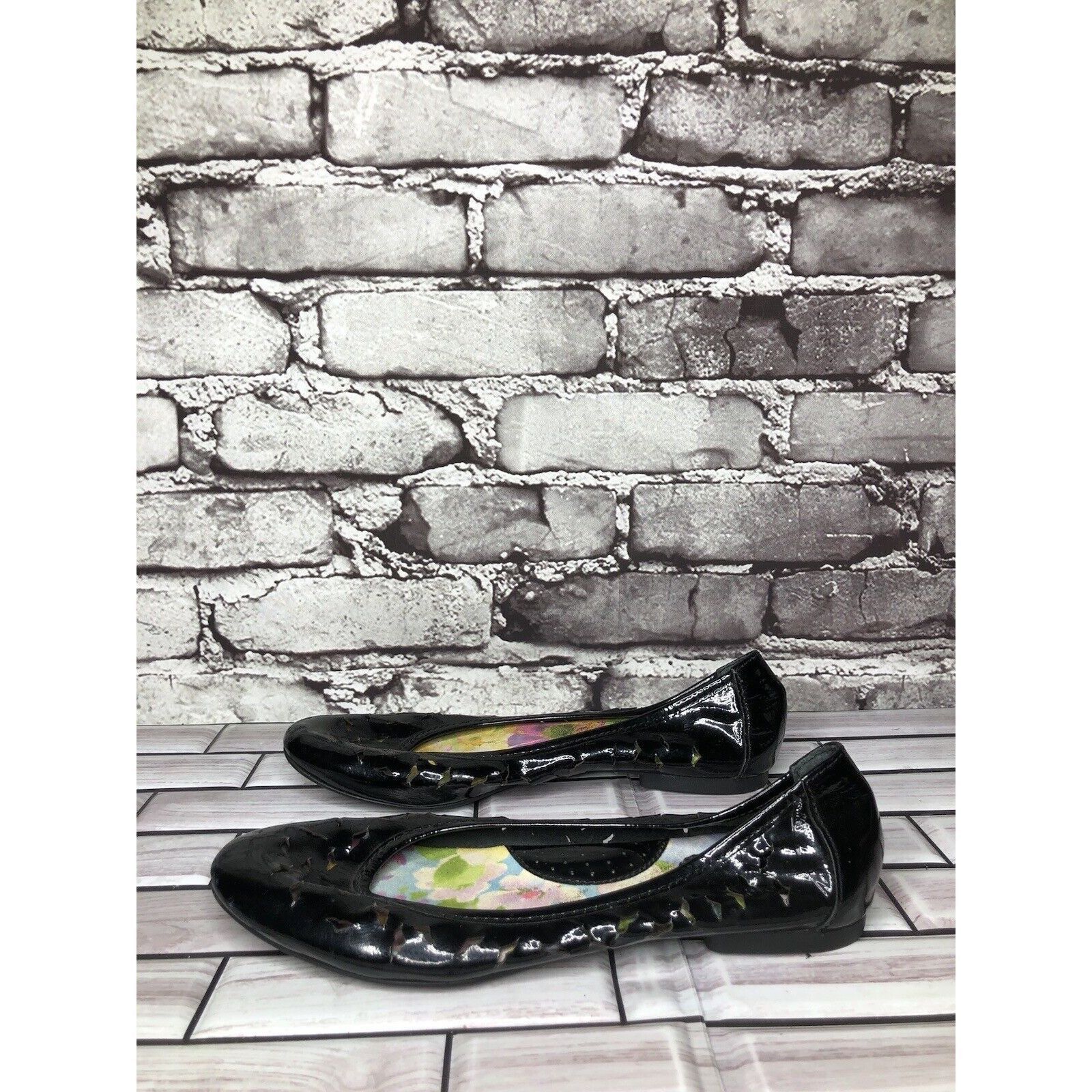 Born Born Black Patent Leather Perforated Ballet Flats Shoes Wome Size US 6 / IT 36 - 16 Thumbnail