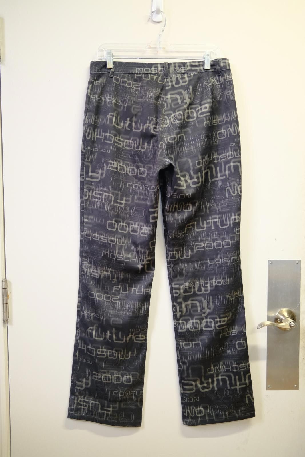 Moschino 00's Moschino Jeans Text Script Straight-Leg-Pant Size 30" / US 8 / IT 44 - 2 Thumbnail