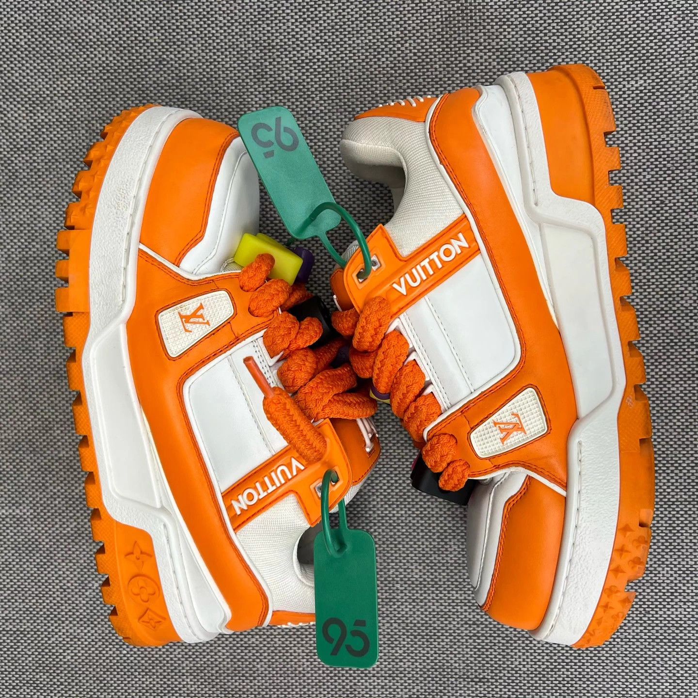 Louis Vuitton LV Trainer Maxi White Orange Clefable 5.5/39.5 Size US 6.5 / EU 39-40 - 3 Thumbnail