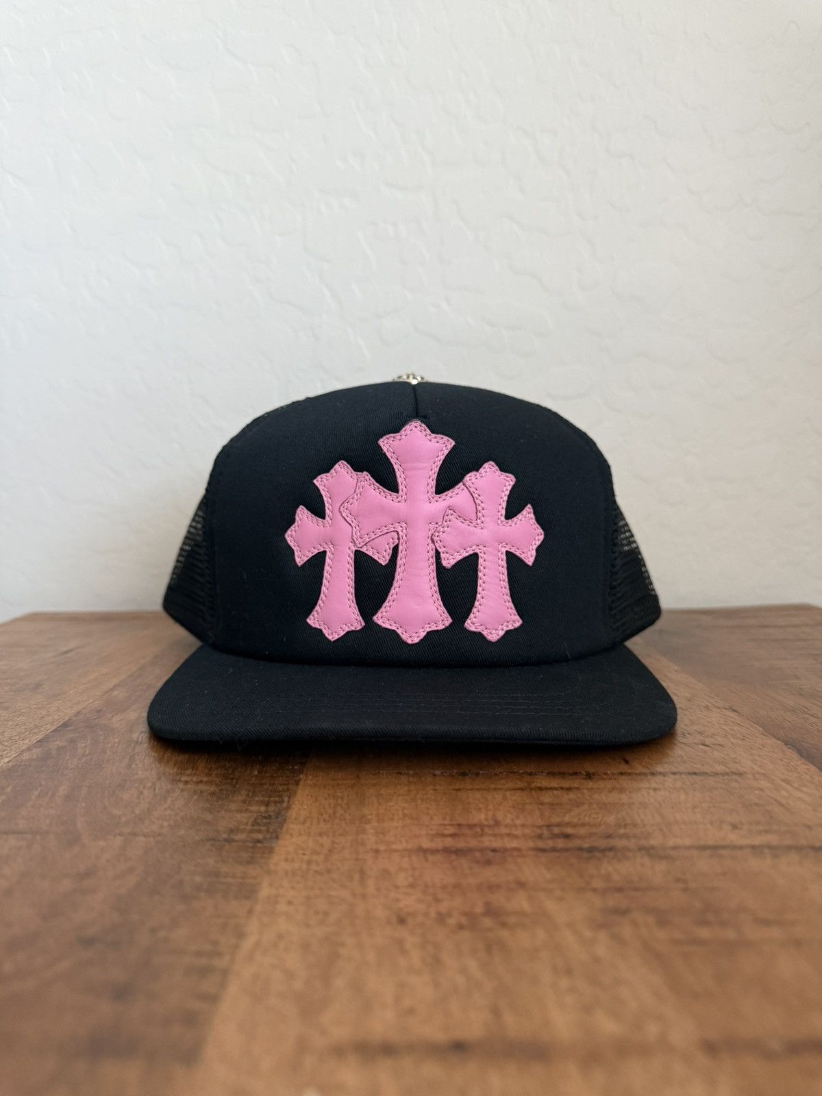 Chrome Hearts CEMETERY TRIPLE CROSS LEATHER PATCH TRUCKER BLACK Size ONE SIZE - 1 Thumbnail