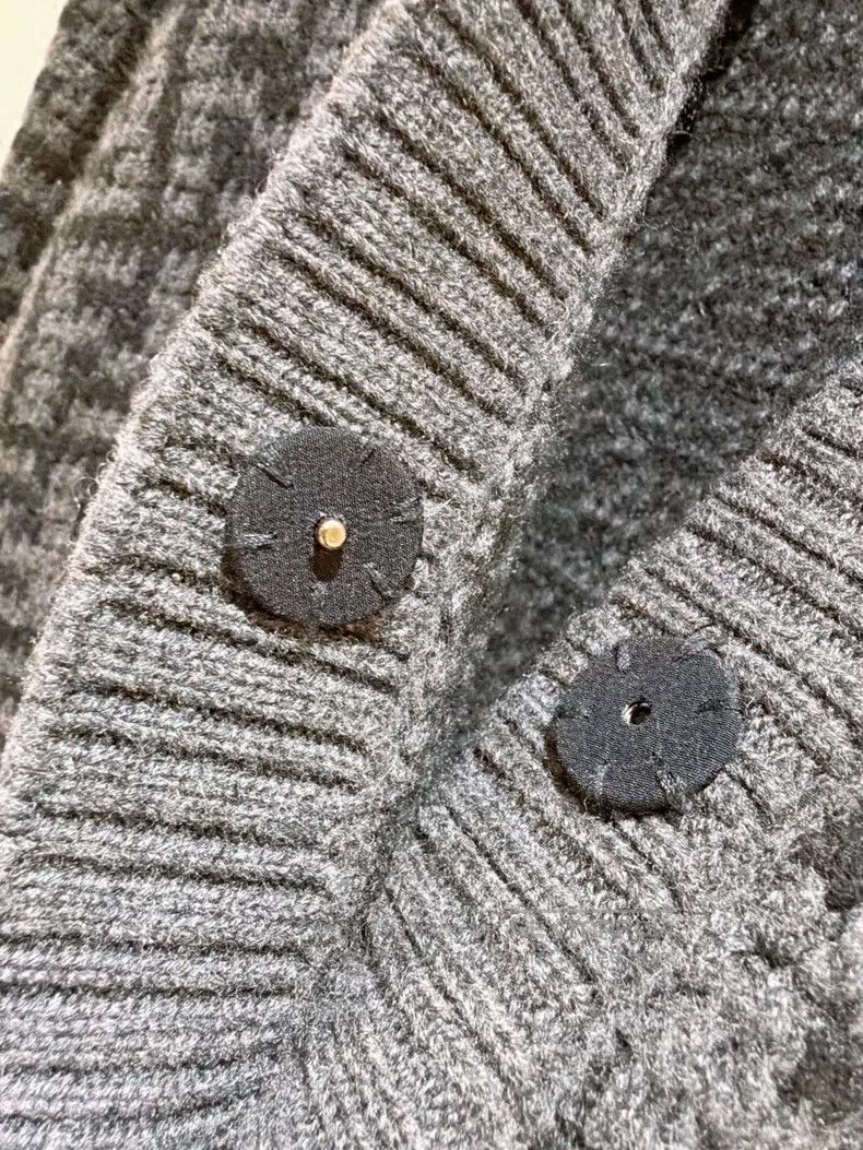 Fendi Fendi FF full logo cashmere knit cardigan + cashmere half Size XXS / US 00 / IT 34 - 6 Thumbnail