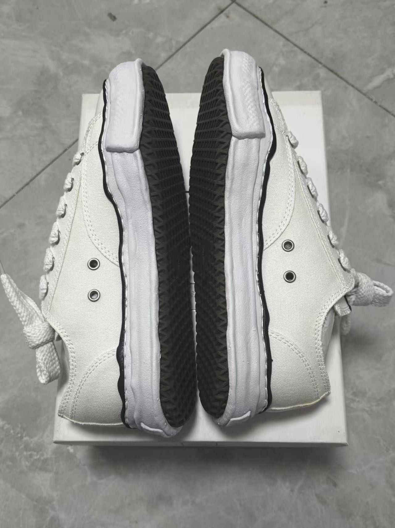 Maison MIHARA YASUHIRO Maison MIHARA YASUHIRO Low-top Sneakers Size US 11 / EU 44 - 3 Thumbnail