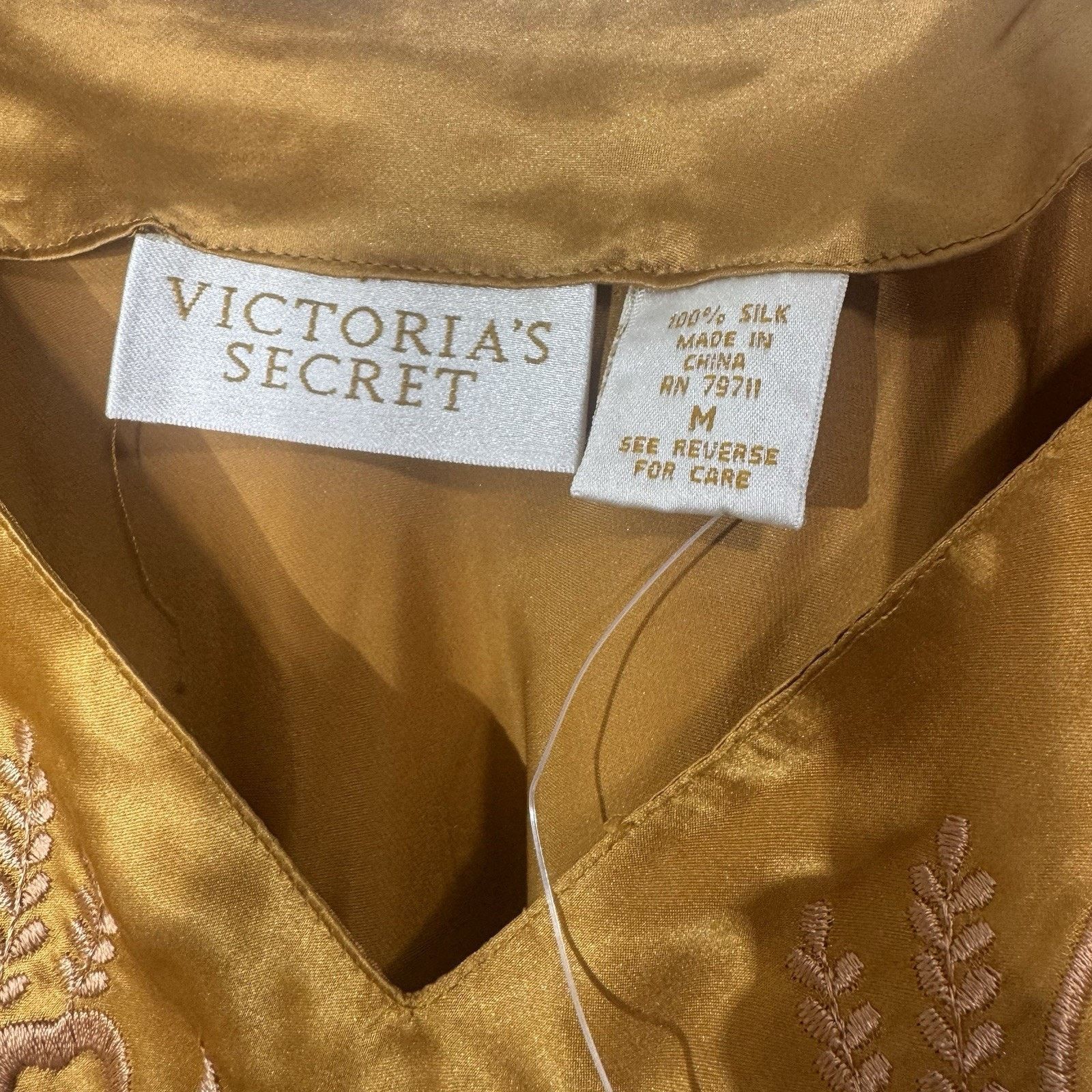 Victoria's Secret VTG NWT Victoria’s Secret Gold Label Slip Dress Embroidered Size M / US 6-8 / IT 42-44 - 8 Thumbnail