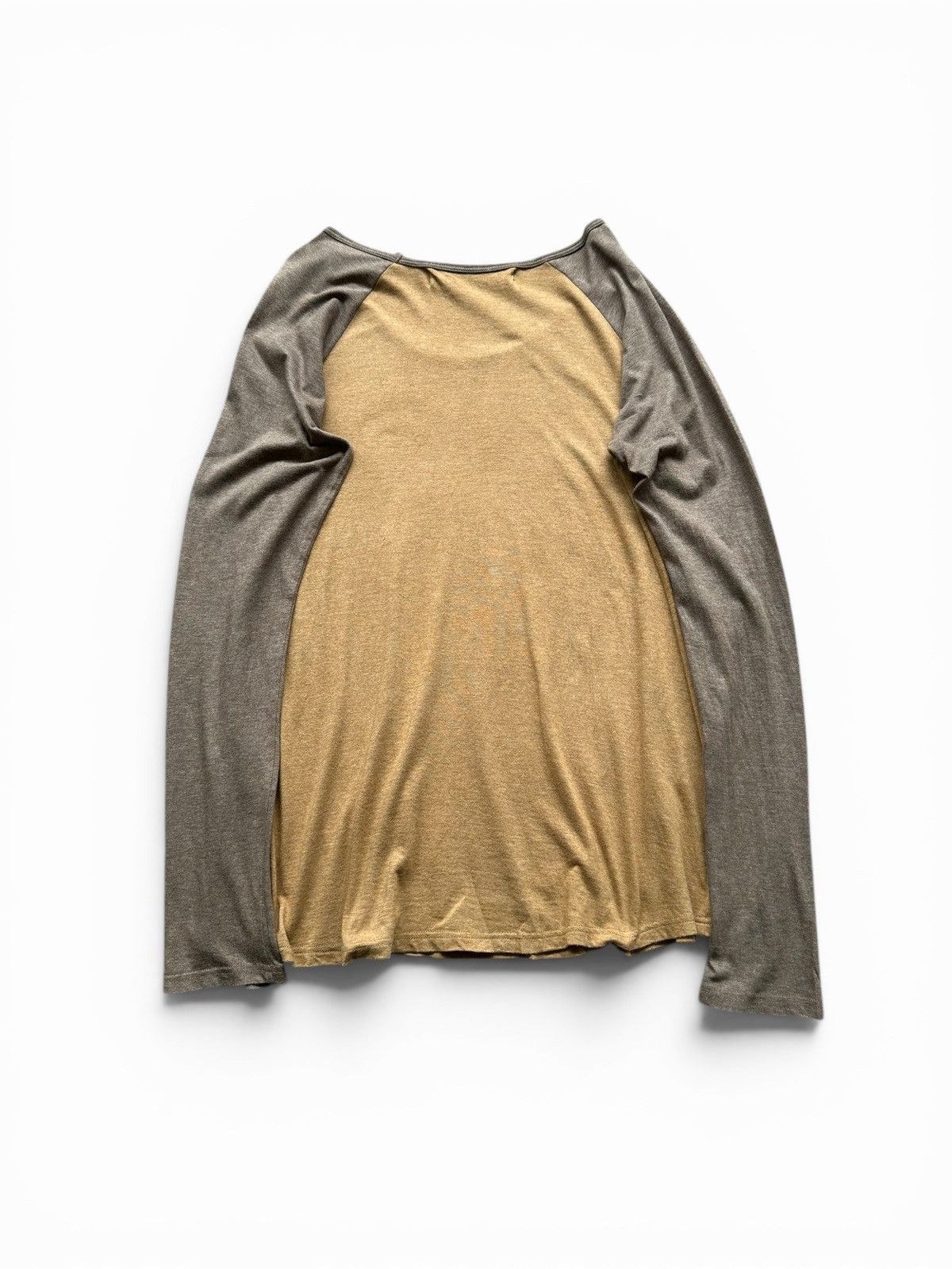 GOA AW13 - GOA native tribe raglan tee Size US M / EU 48-50 / 2 - 3 Thumbnail