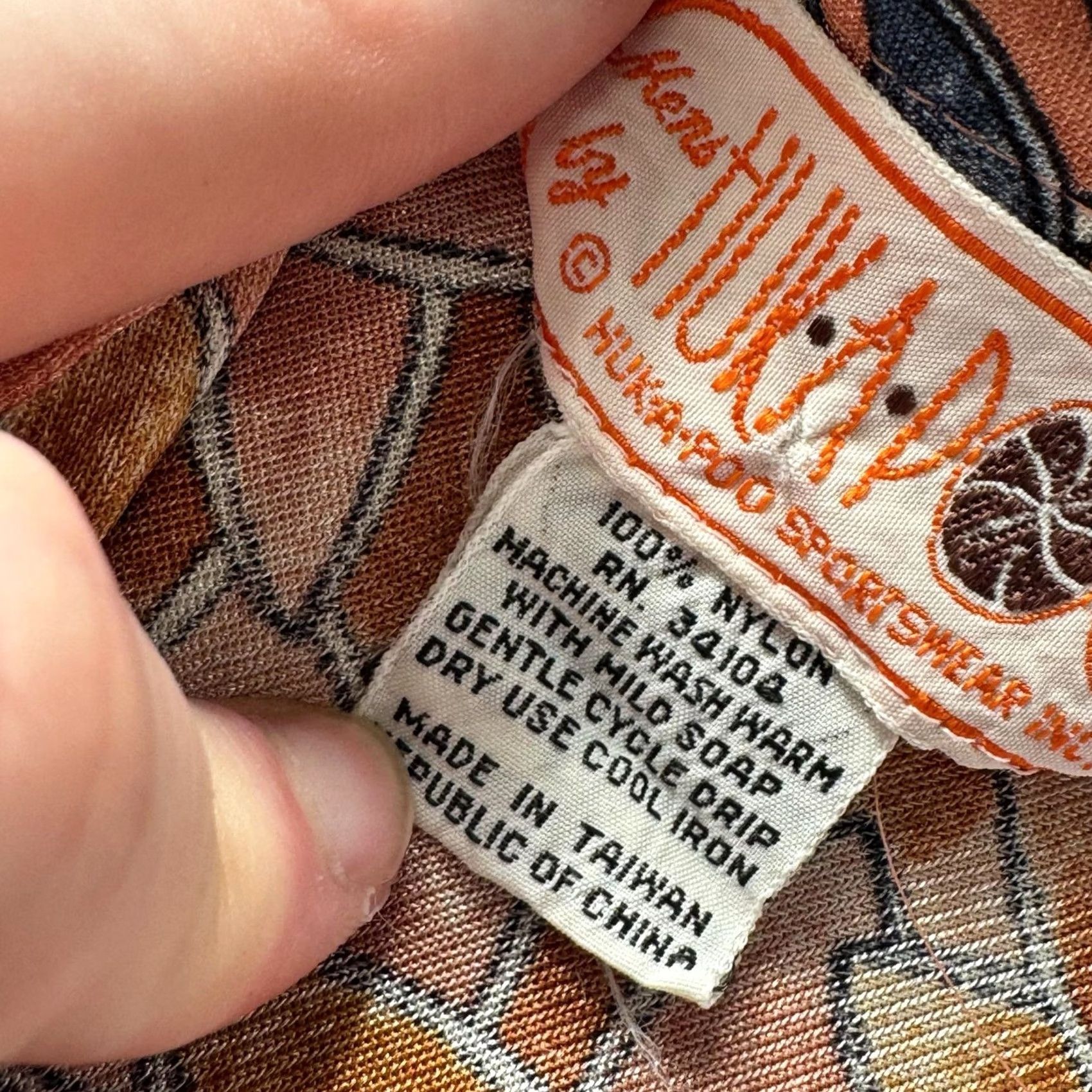 Vintage VINTAGE Hukapoo Shirt Mens M Orange Floral Nylon Disco Button Up 70s Taiwan Size US M / EU 48-50 / 2 - 7 Thumbnail