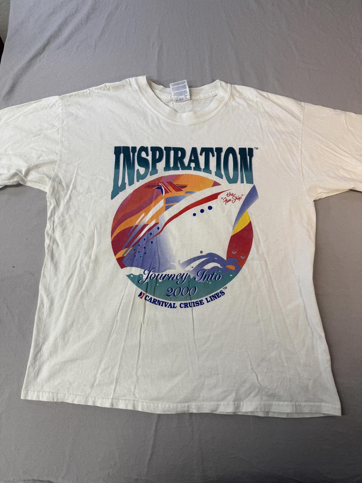 Gildan VTG T-shirt Inspiration Carnival Cruise Lines 2000 Tee XL Size US XL / EU 56 / 4 - 1 Thumbnail