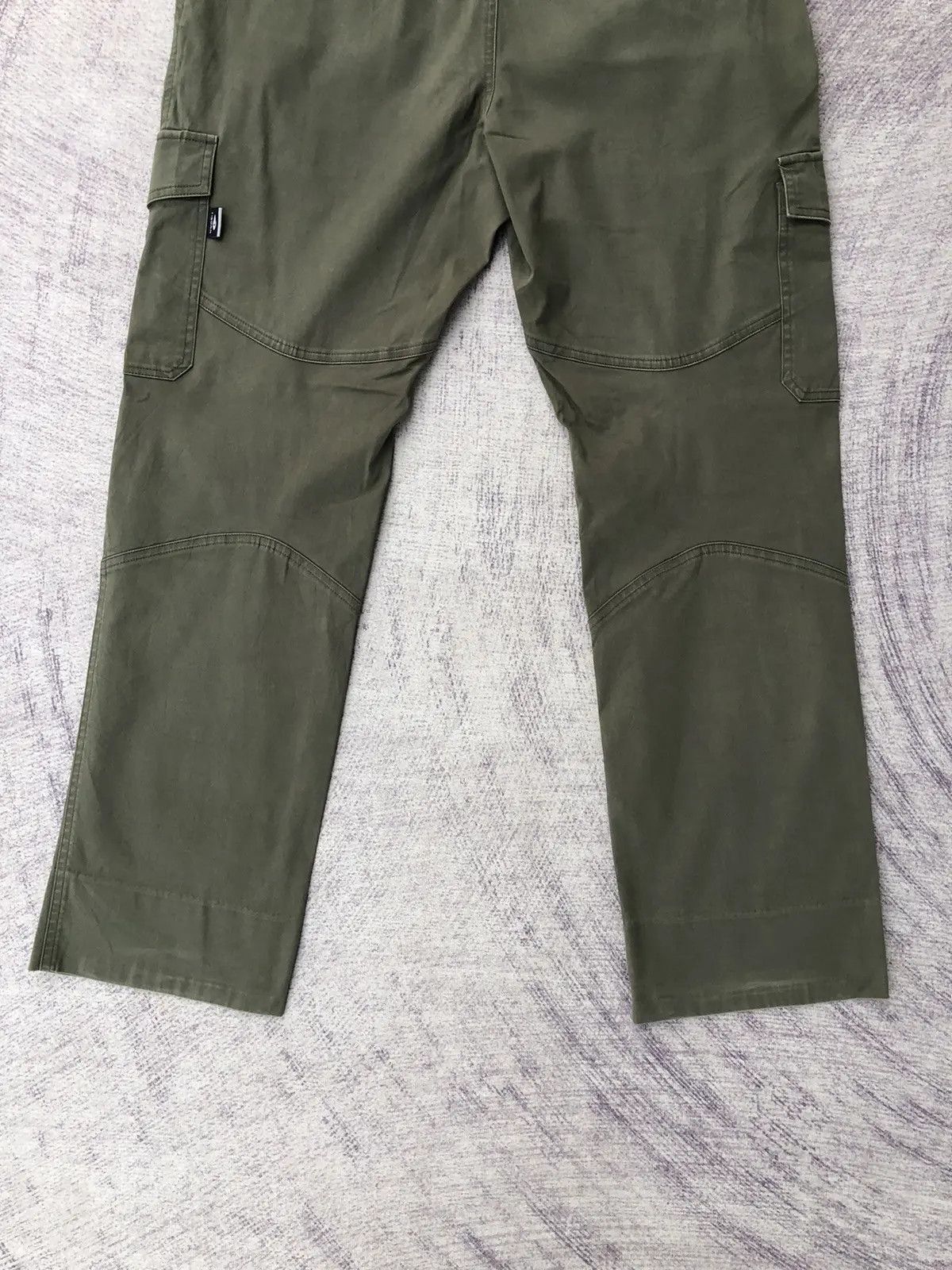20471120 × Japanese Brand Cargo Pants Tigora Multipocket Tactical Utility Size US 34 / EU 50 - 11 Thumbnail
