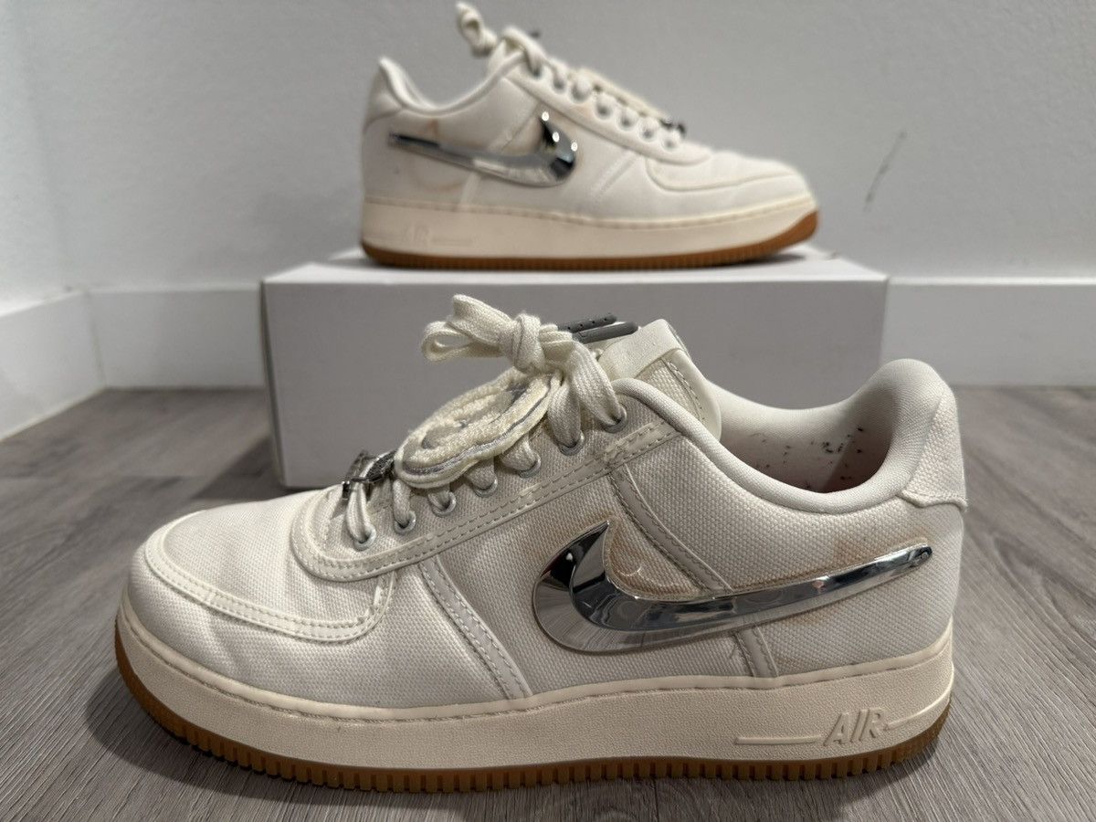 Nike × Travis Scott Air Force 1 Low Sail Size US 10 / EU 43 - 2 Thumbnail