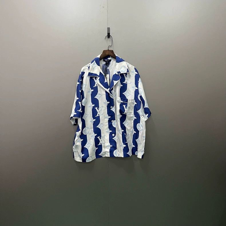 Louis Vuitton Louis Vuitton Wheat ear logo navy blue short sleeves 2501-N Size US M / EU 48-50 / 2 - 1 Thumbnail