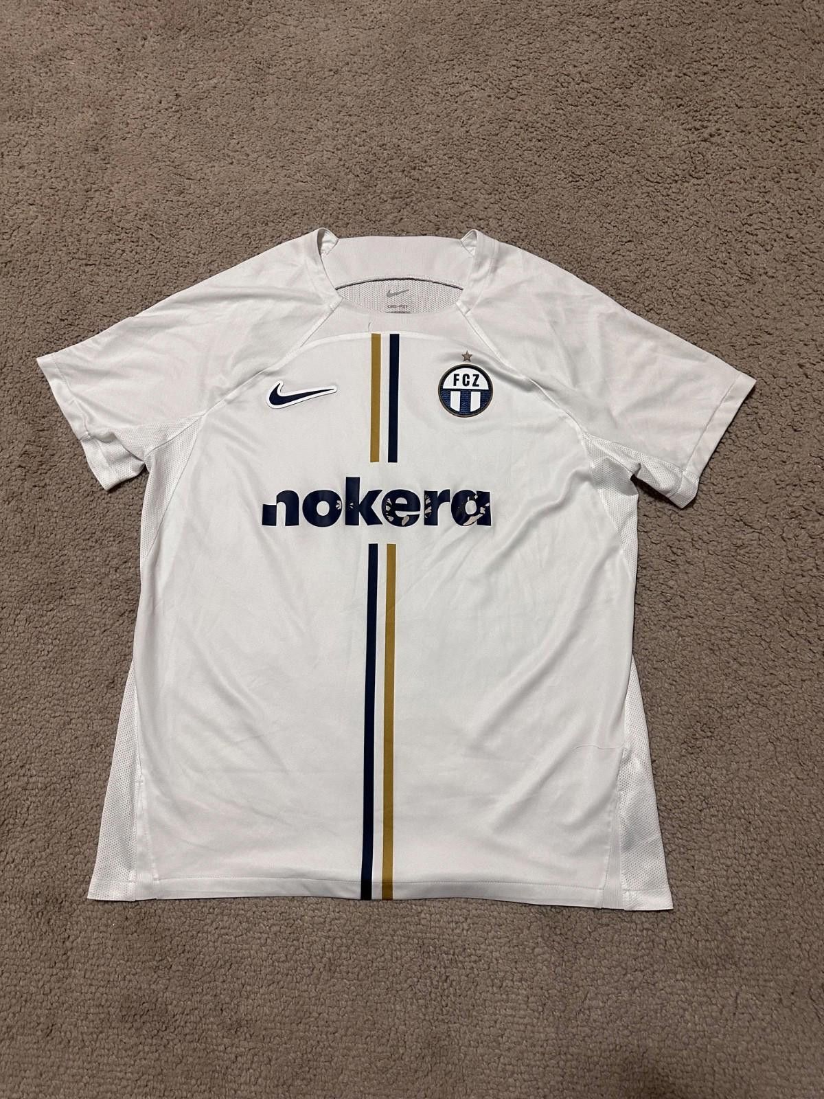 Nike Nike FC Zurich 2023/24 Football Shirt Soccer Jersey Sz XL Size US XL / EU 56 / 4 - 1 Thumbnail