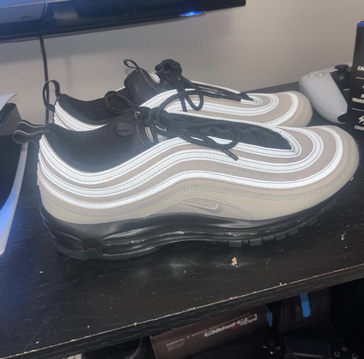 Nike Nike Air Max 97 “Light Bone” Size US 10 / EU 43 - 3 Thumbnail