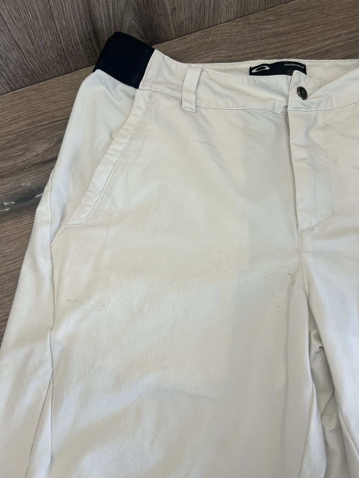 Oakley Oakley white shorts Men’s Size US 32 / EU 48 - 7 Thumbnail