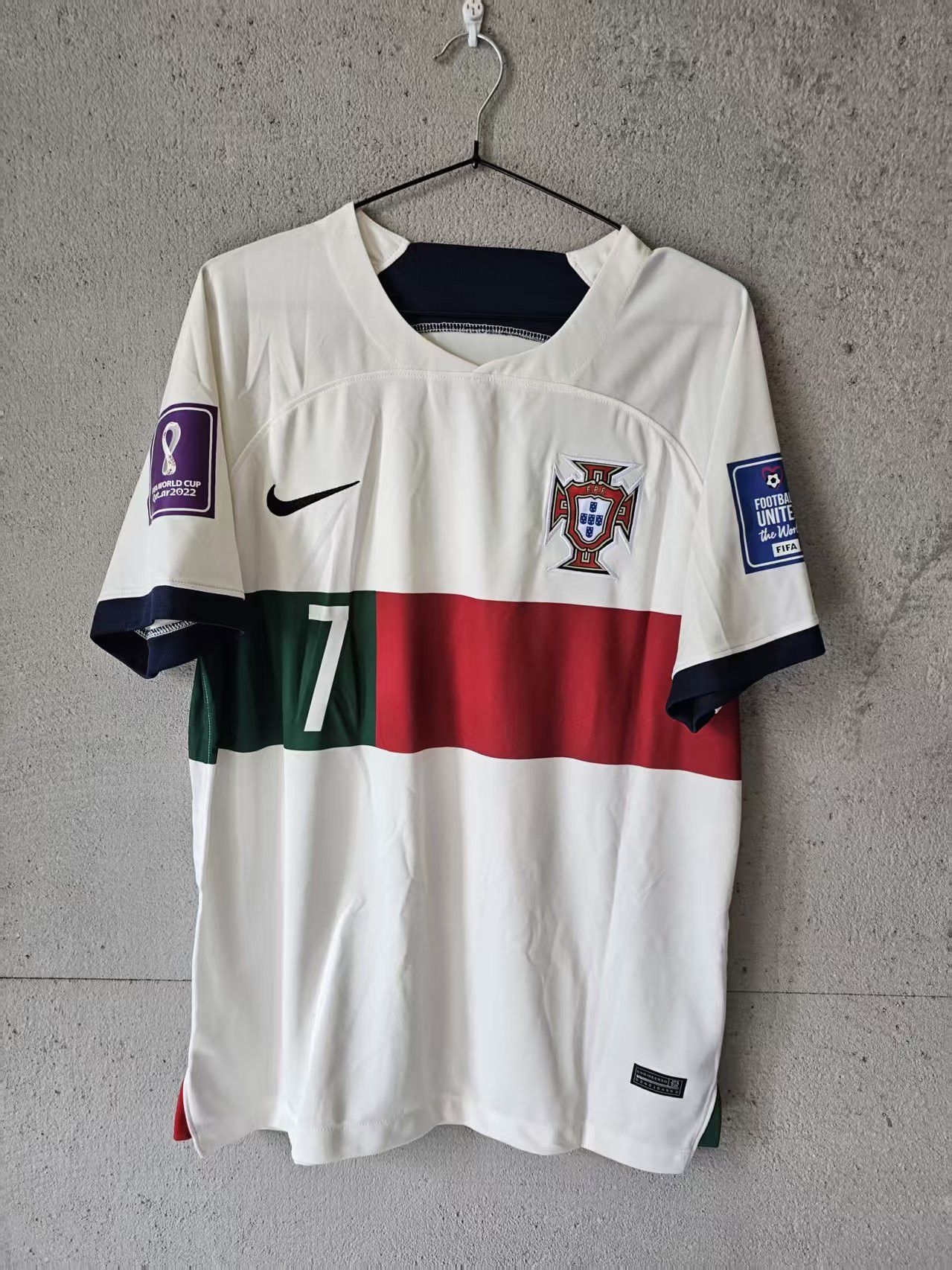 Other 2022 Portugal #7 C Ronaldo Jersey Size US XL / EU 56 / 4 - 1 Thumbnail
