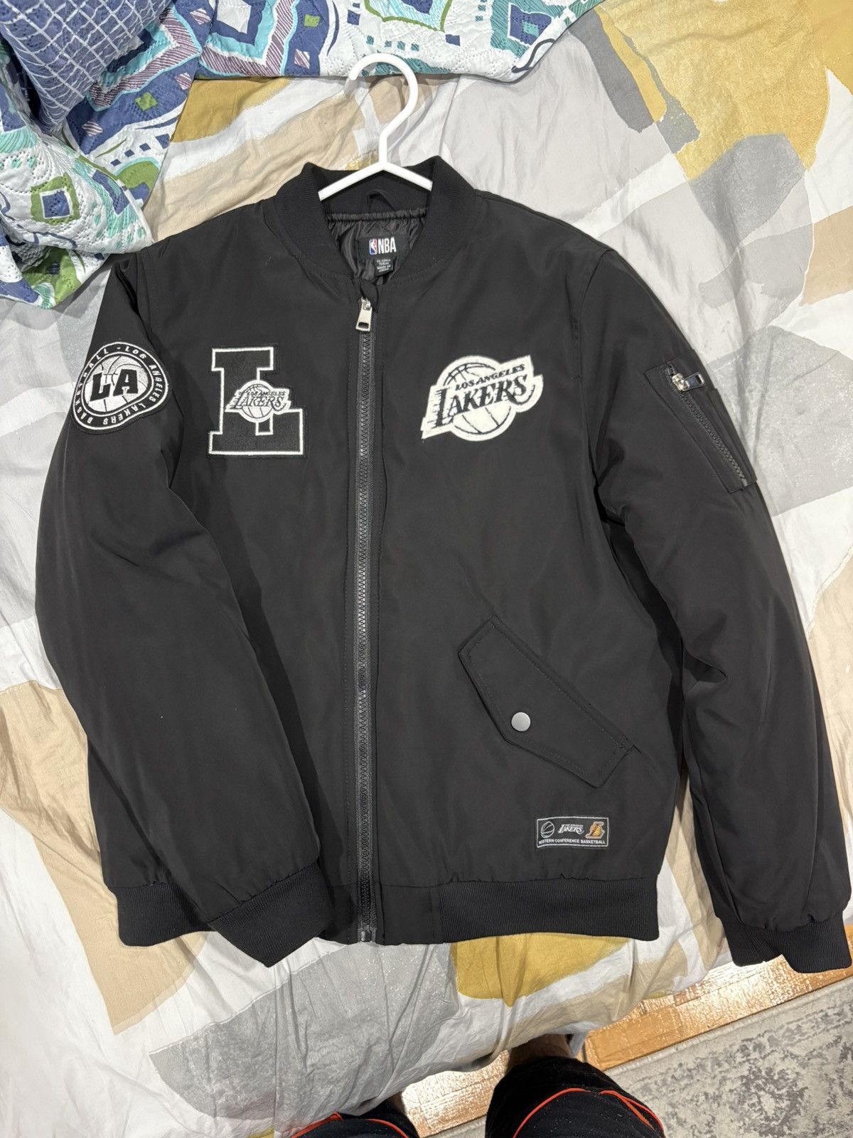 NBA LA Lakers Bomber Jacket MENS XS Size US XS / EU 42 / 0 - 1 Thumbnail