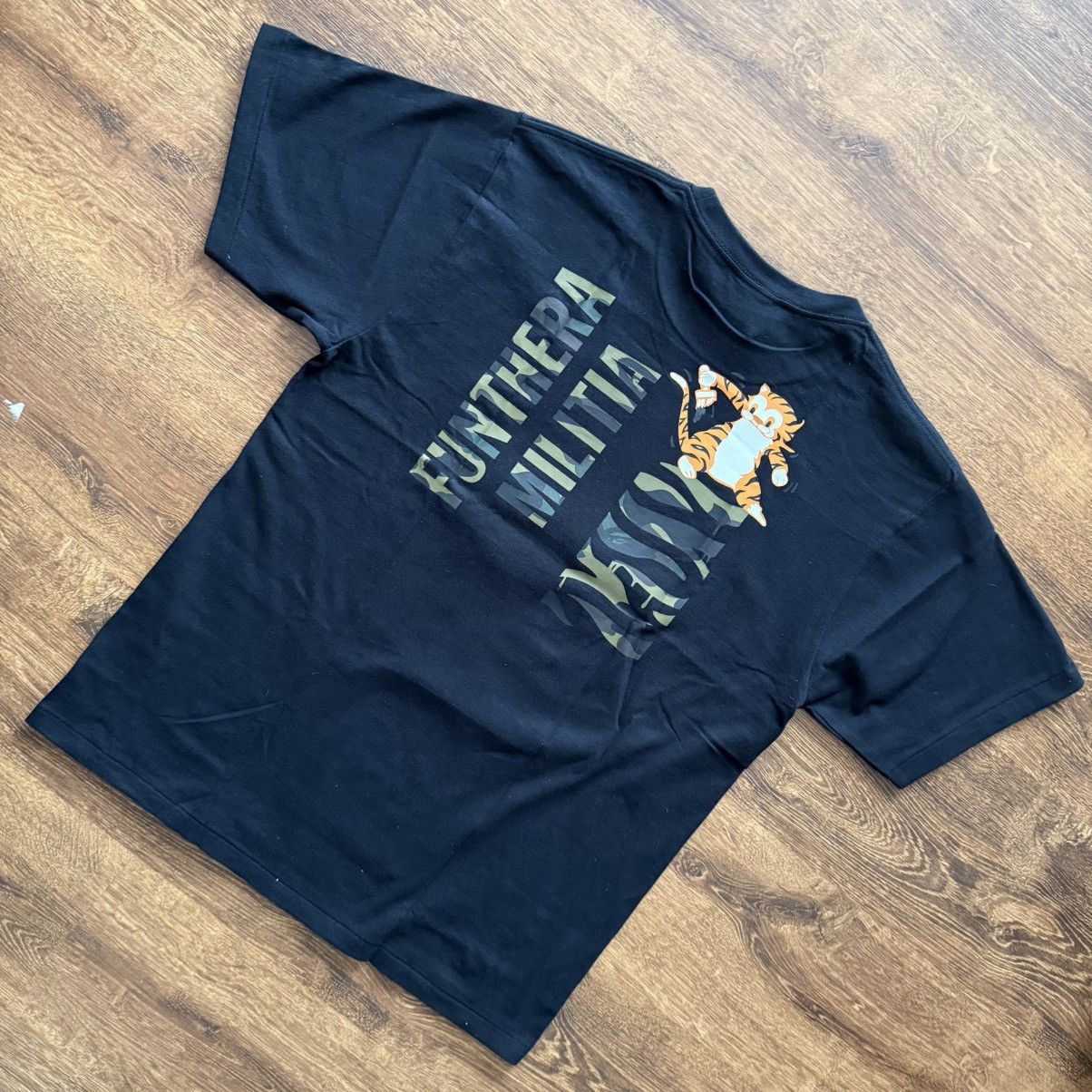 Bape Bape shark funthera militia t-shirt Size US L / EU 52-54 / 3 - 8 Thumbnail