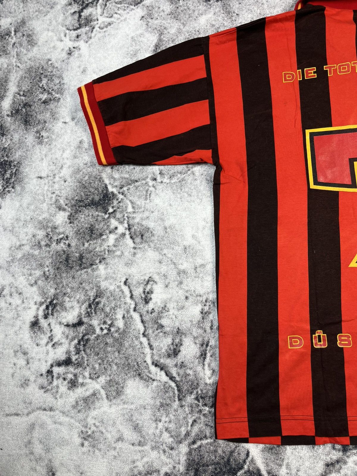 Other Die Toten Hosen Düsseldorf Punk Football Casual Jersey Size US XL / EU 56 / 4 - 7 Thumbnail