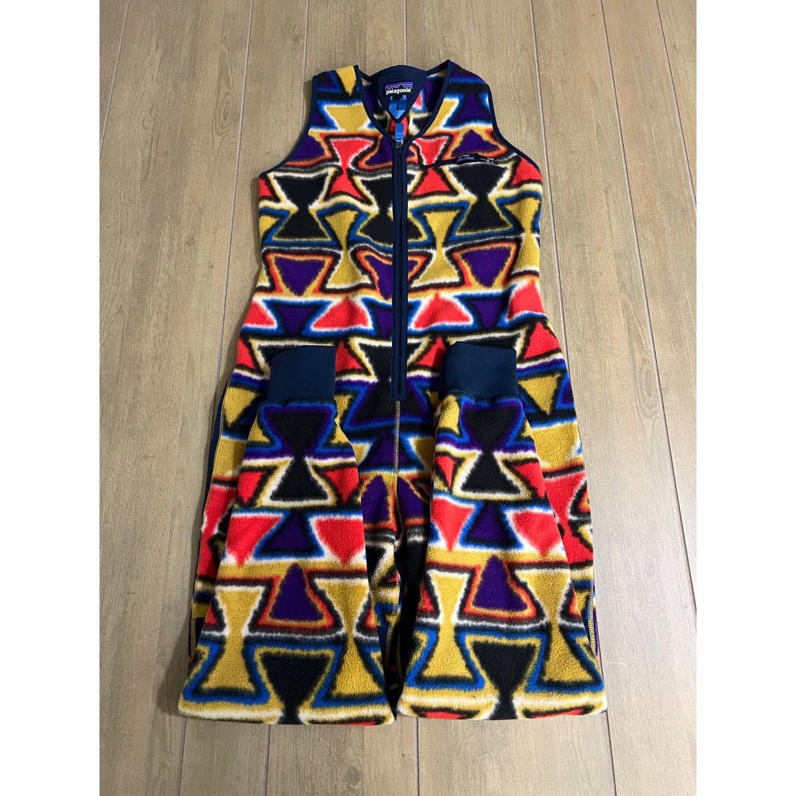 Patagonia Patagonia Synchilla Patched Jumpsuit Medium Aztec Print Size 28" / US 6 / IT 42 - 17 Thumbnail