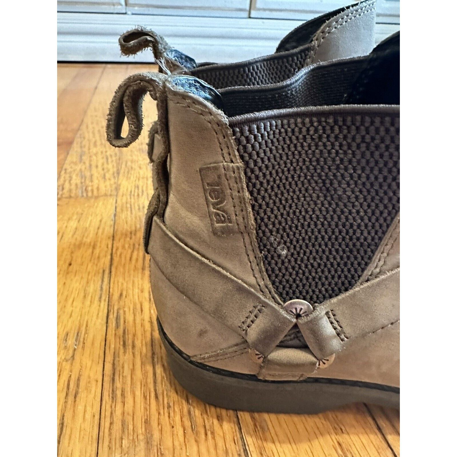 Teva Teva Women’s De La Vina Dos Chelsea Boot Size 6.5 Taupe GUC Size US 6.5 / IT 36.5 - 6 Thumbnail