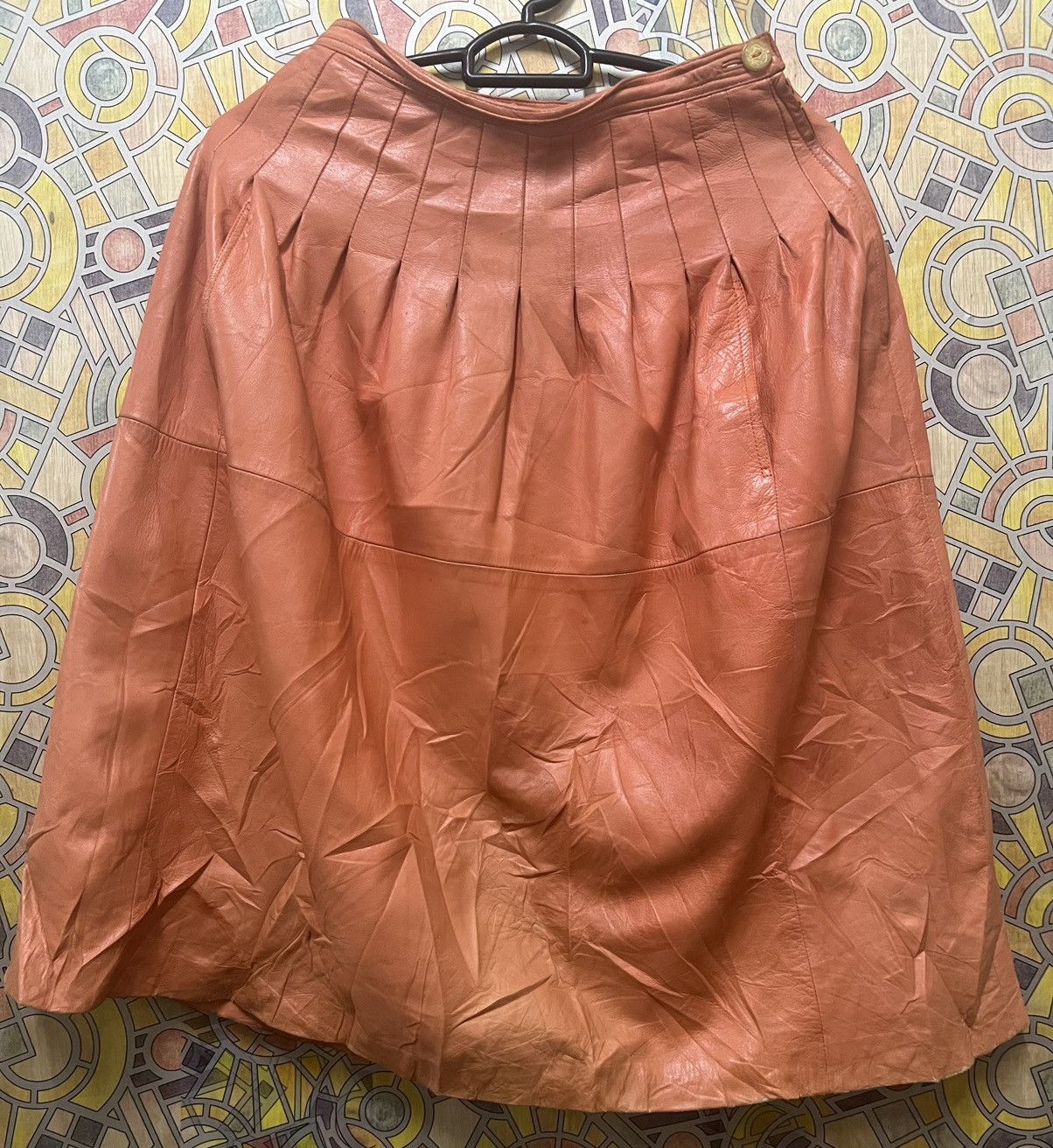 スカート Loewe Orange satin skirt Loewe Orange Satin Skirt | Grailed