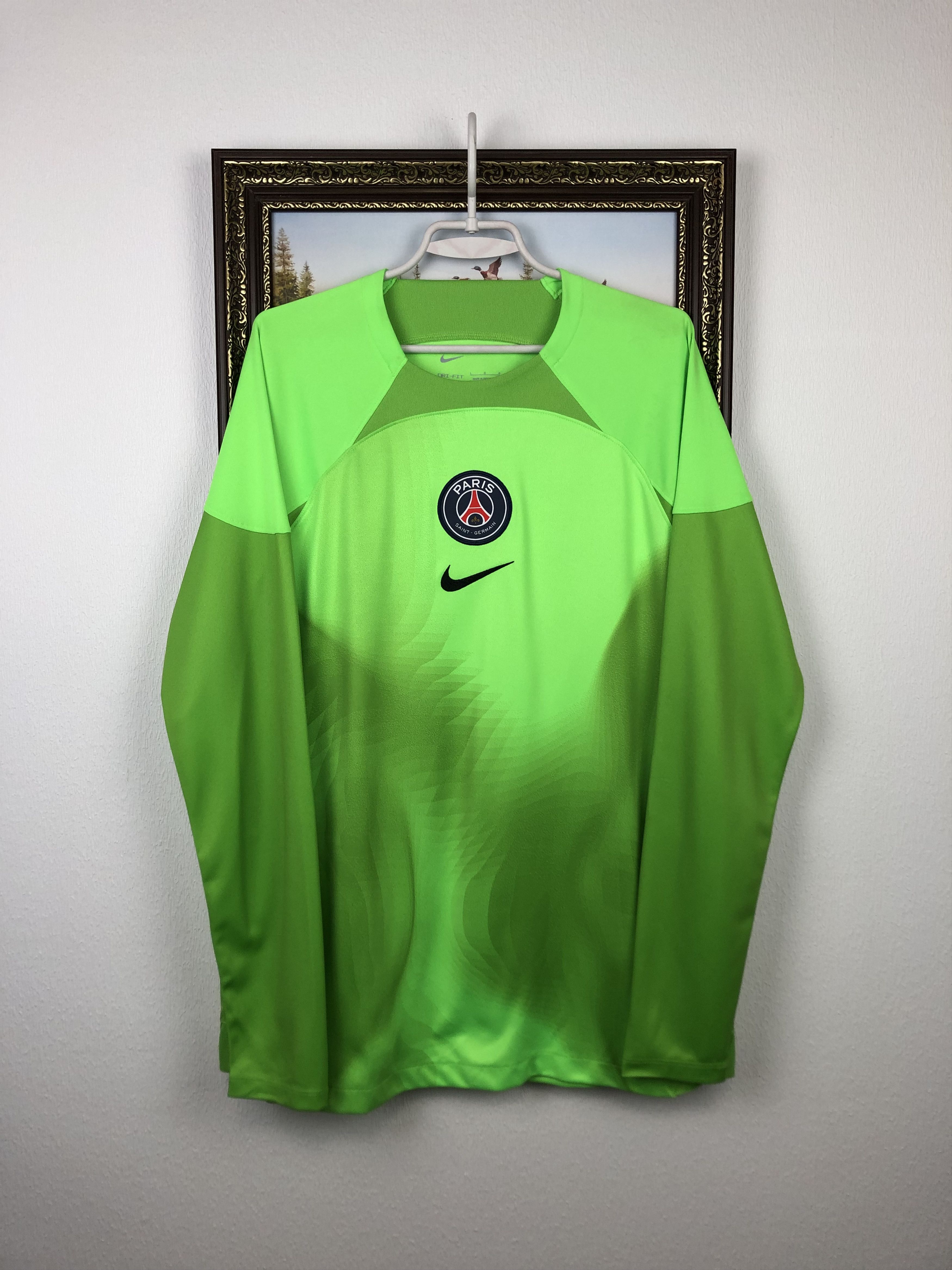 Paris Saint-Germain Goalkeeper shirt Soccer Nike Jersey