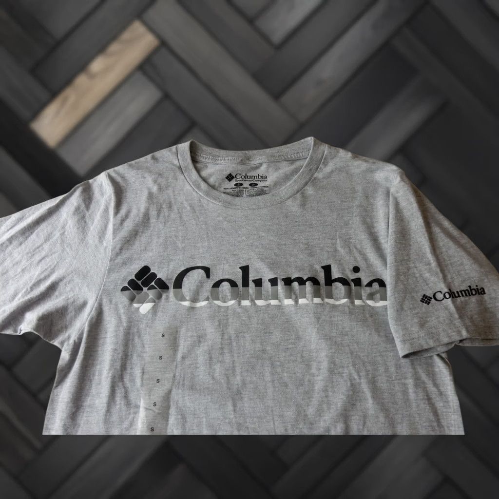 Vintage Columbia T-Shirt Mens Short Sleeve Size S Graphic Print Gray Cotton NWT Size US S / EU 44-46 / 1 - 1 Thumbnail