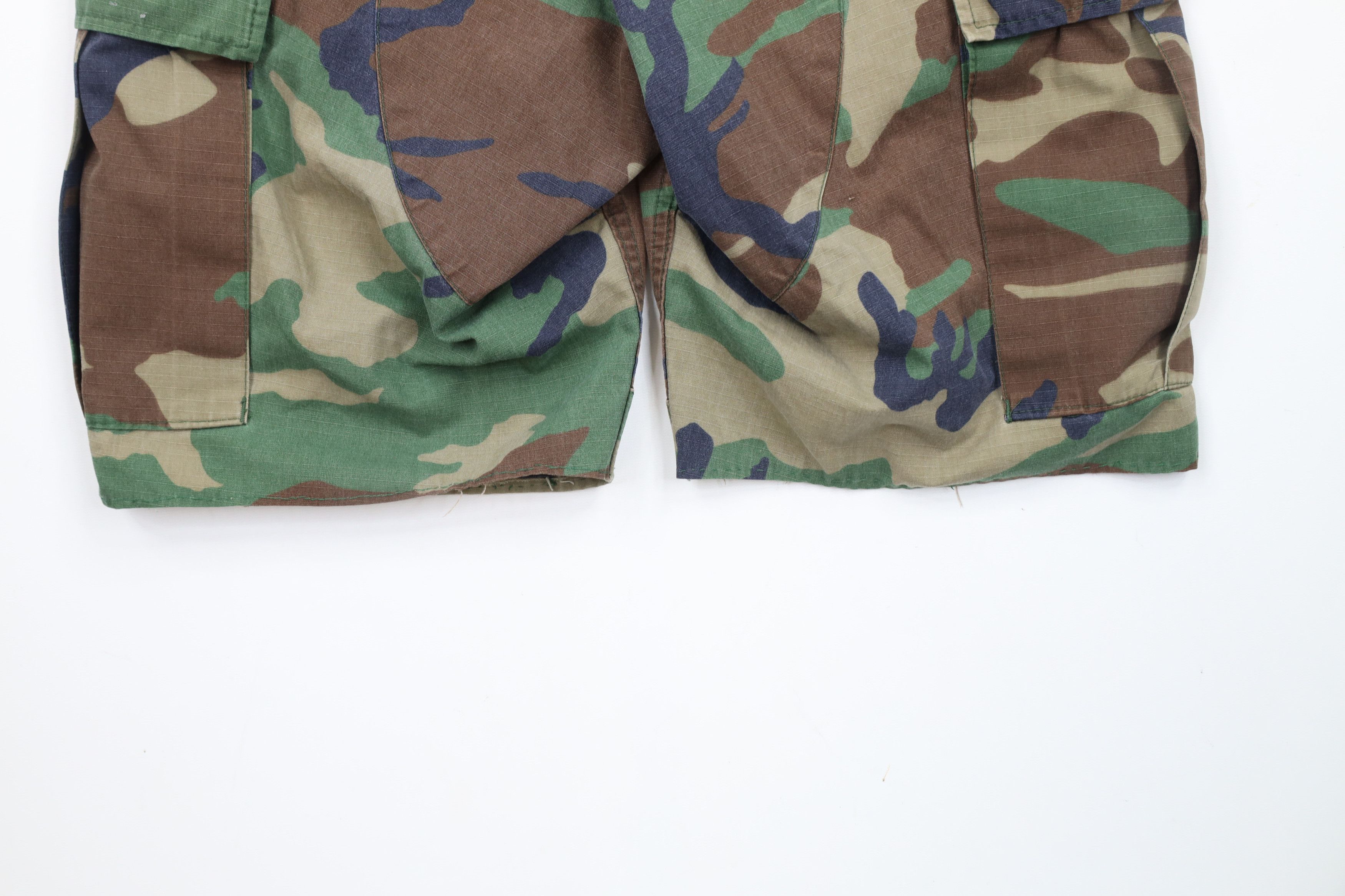 Vintage Vintage 90s Streetwear Camouflage Ripstop Cargo Shorts Size US 30 / EU 46 - 13 Thumbnail