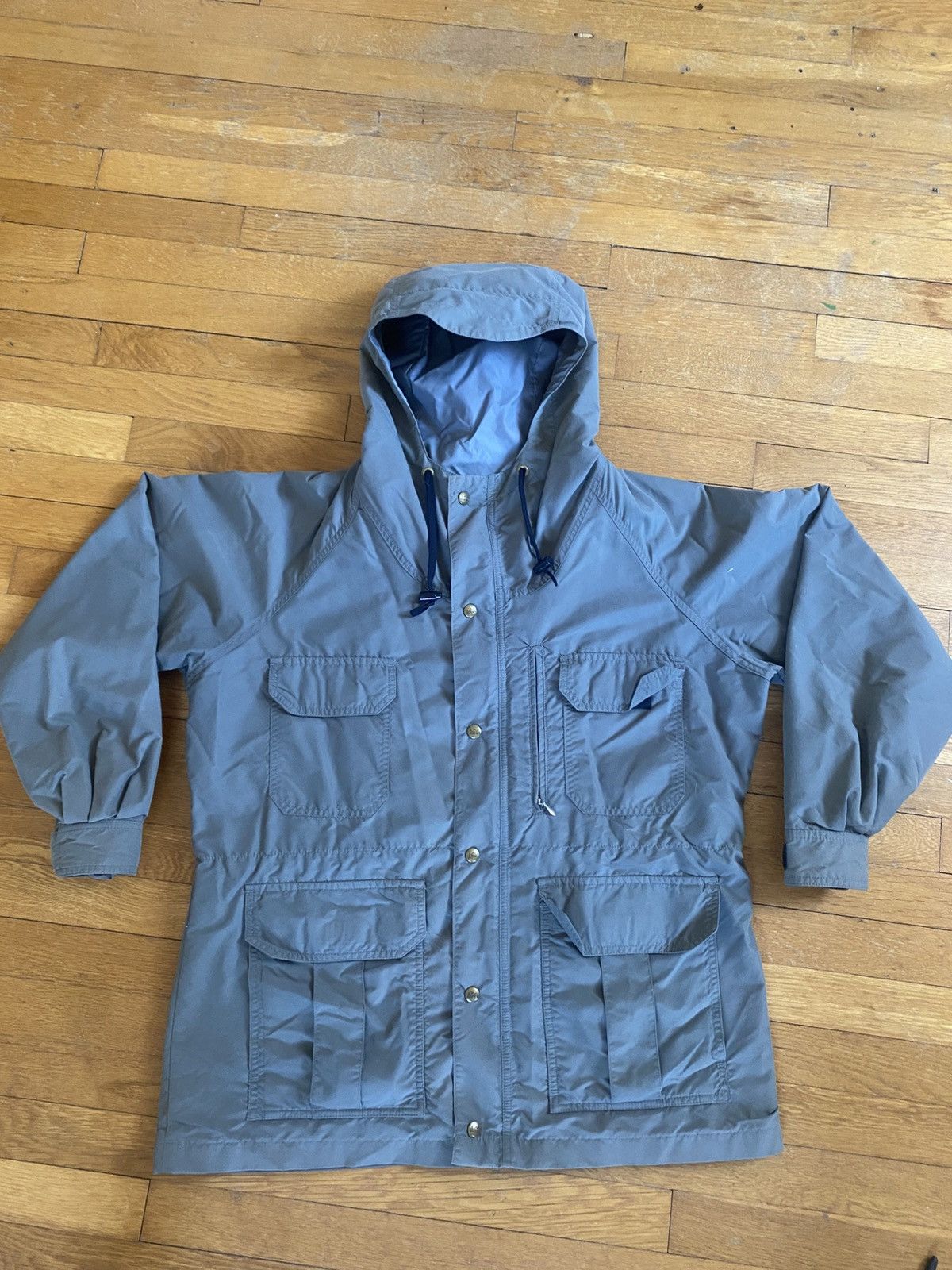 Rei × Vintage 80’s REI Grey Hooded Windbreaker Jacket Large Size US L / EU 52-54 / 3 - 1 Thumbnail