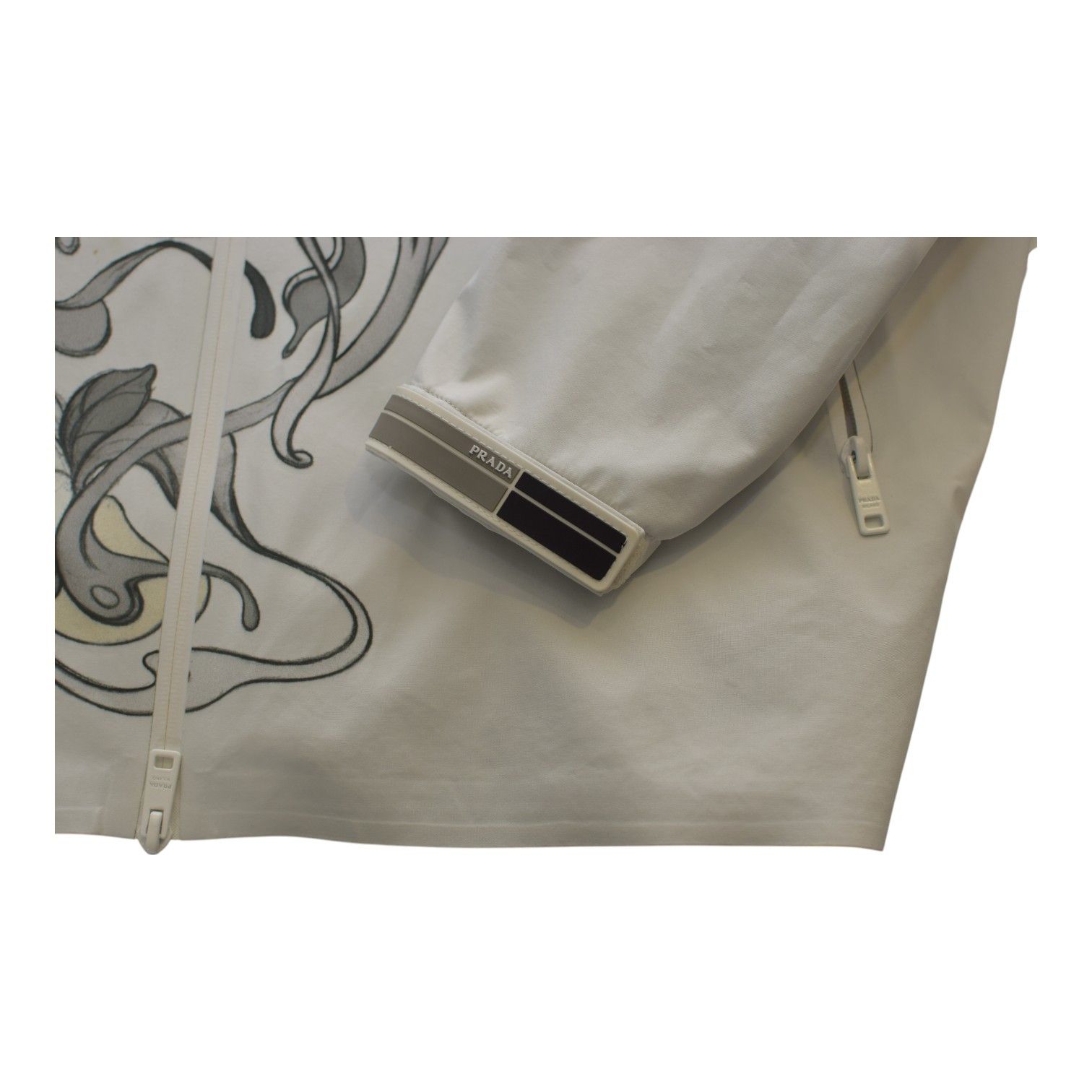 Prada PRADA light gray printed raincoat windbreaker hooded size 44 Size M / US 6-8 / IT 42-44 - 7 Thumbnail
